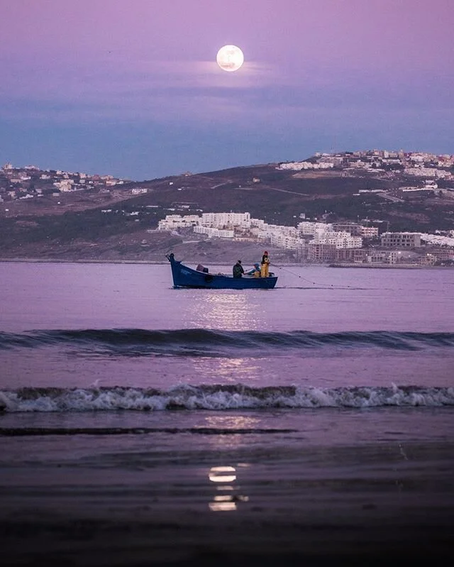 fishing by moonlight - Tangier, Morocco 🇲🇦 . . . . . . . . . . .
. &nbsp;#global_hotshotz  #exklusive_shot #beautifuldestinations #passionpassport #thevisualscollective #livetravelchannel #awesome_earthpix #worldtravel #earthfocus  #stayandwander #