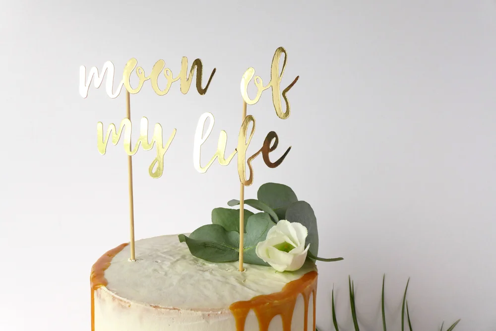 themed wedding decor
