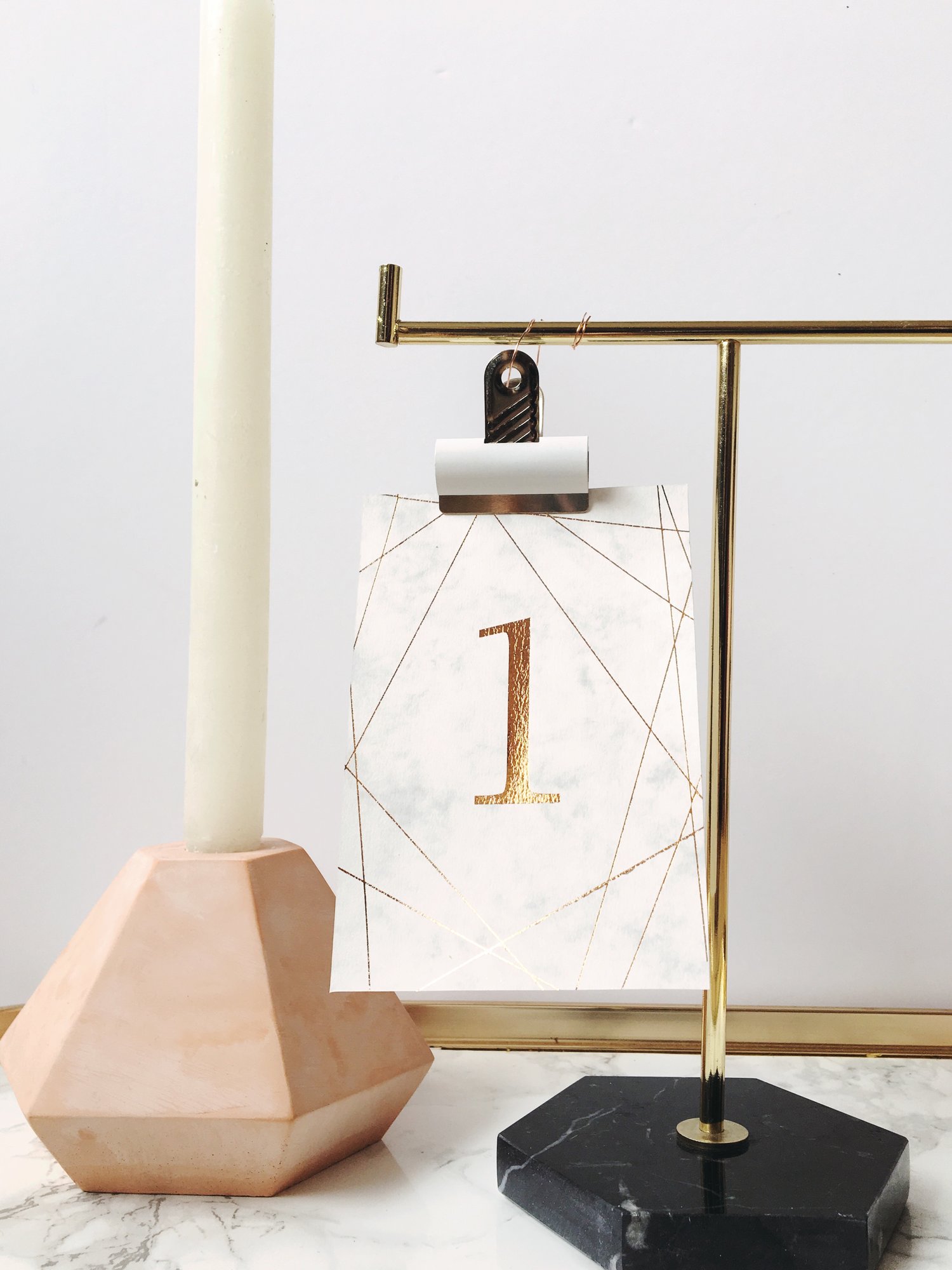 modern table number
