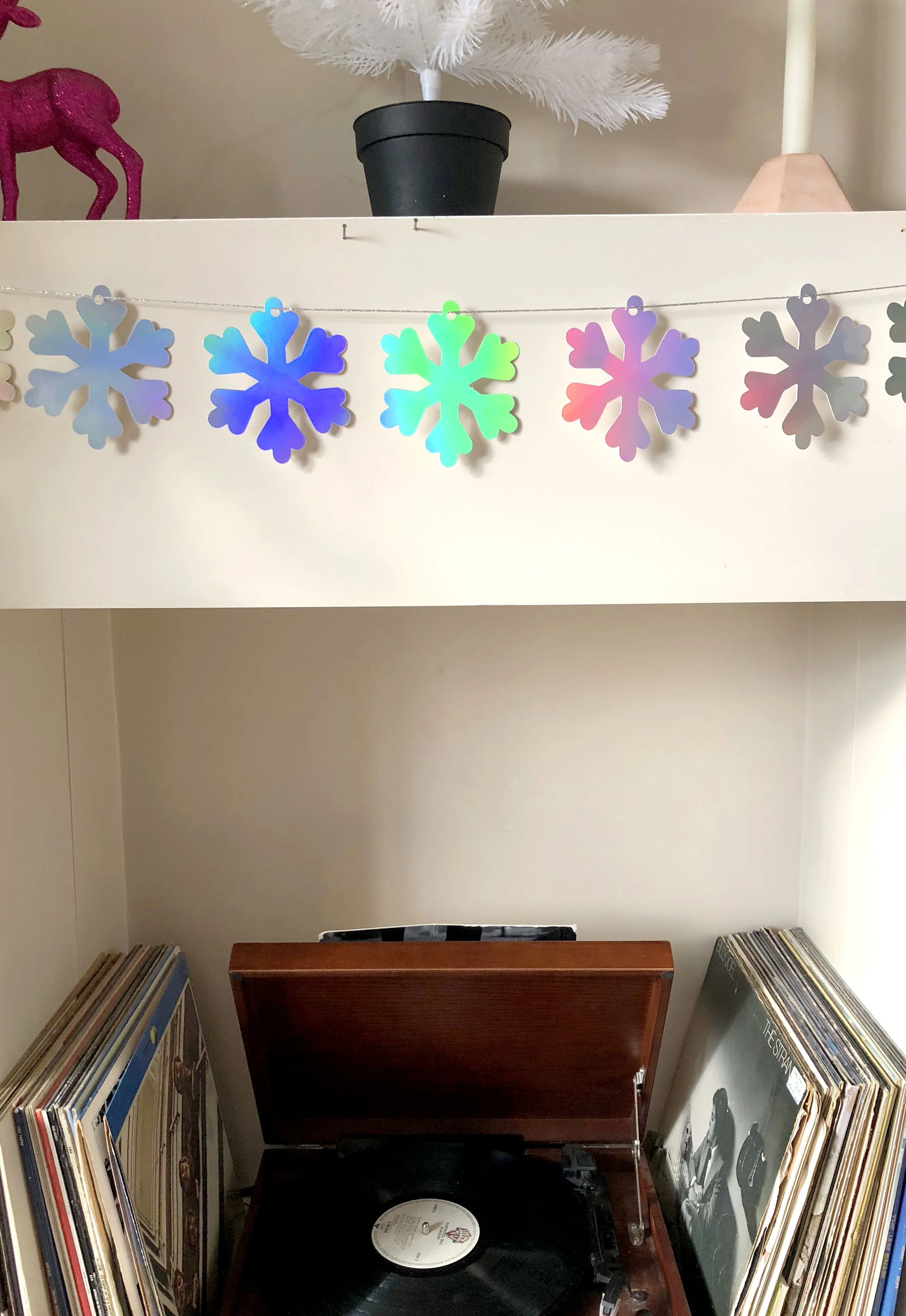 Snowflake garland 3.jpg