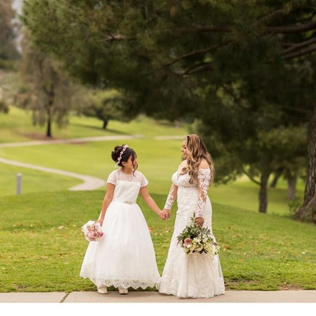 The moment you see them together, you don't want to miss. A #bride and a #flowergirl #motherdaughter #mother #weddingday💍 #bouquetofflowers #bouquets #motherdaughtermoment