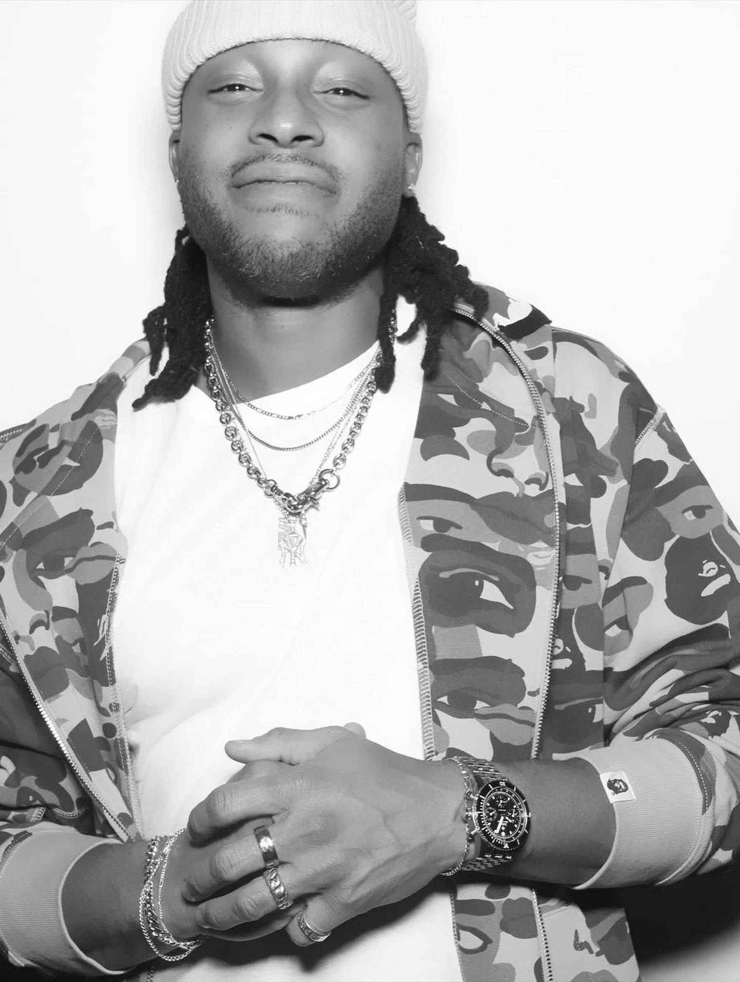 Fourth quarter. Full zip&hellip; 🗽❄️ @reveriepage 

#FourSeasons #wintertimefine #wintertime #winterstyle #stylishmenswear #streetwearenergy #fullziphoodie 
#QuarterZip
#OneWorldTrade
#FourSeasonsStyle
#QuarterZipSeason #weeklydump #nycphotodump