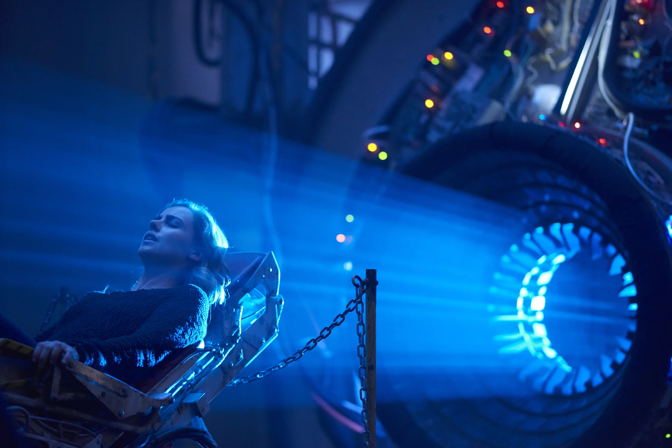 Dr. Cassandra Railly (played by Amanda Schull), one of the time travelers preparing to splinter to the past on 12 Monkeys . (Photo Credit: NBC-Universal)