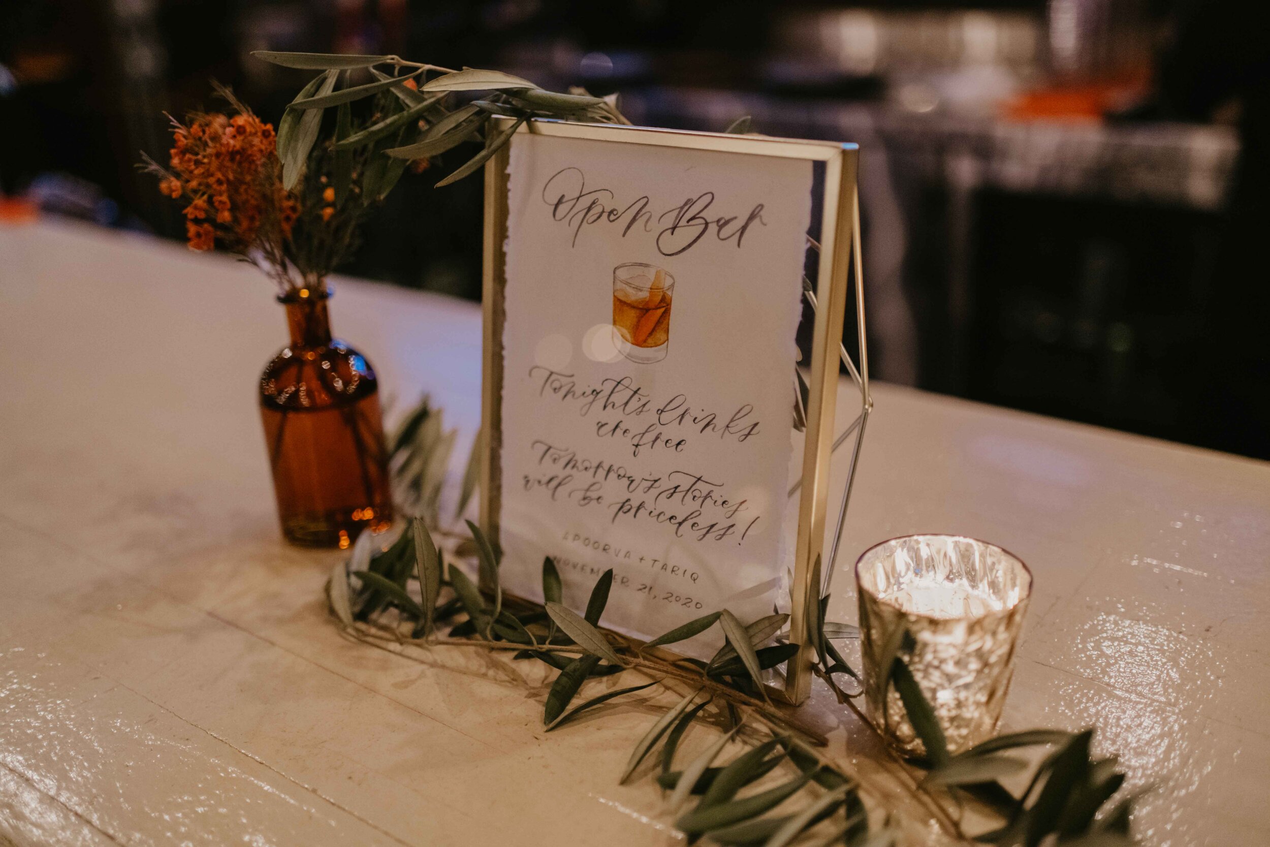 Handmade-Paper-Bar-Sign-in-Gold-Frame——Porta-Jersey-City-Micro-Wedding NJ-Wedding-Calligrapher——Write-Pretty-for-Me.jpg