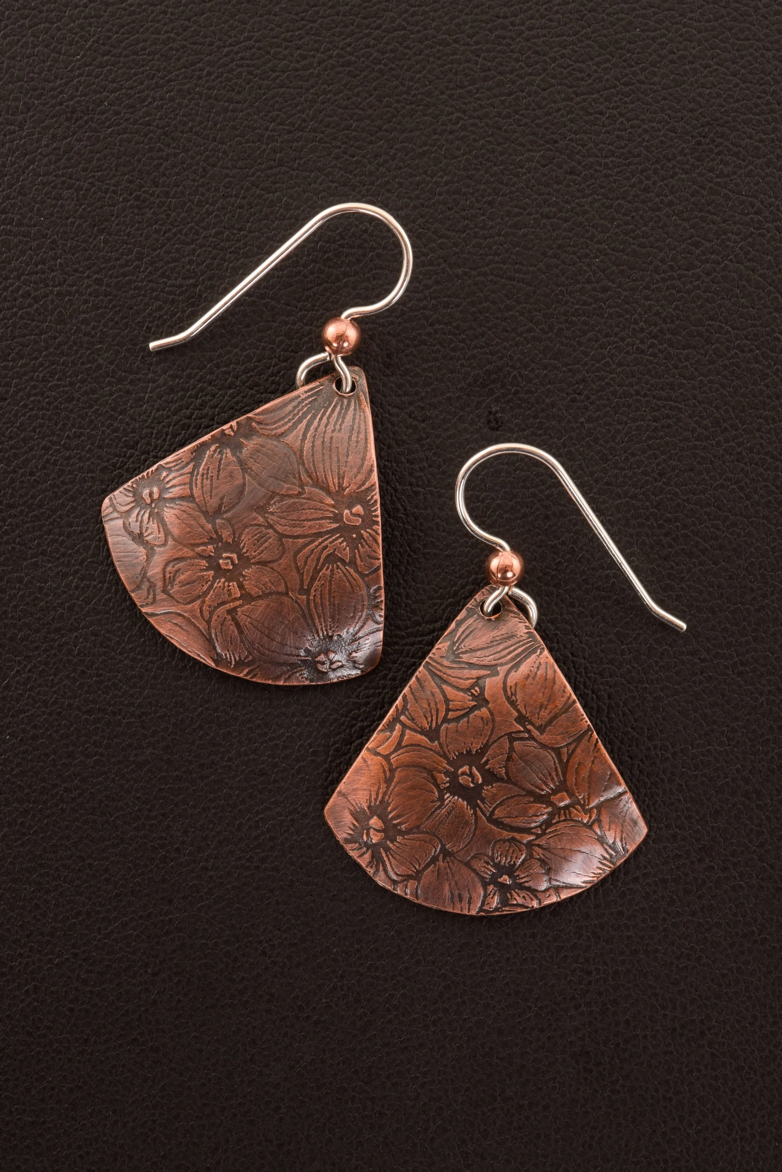 Carolyn Schisler Jewelry, 6-2025 (57 of 67).jpg