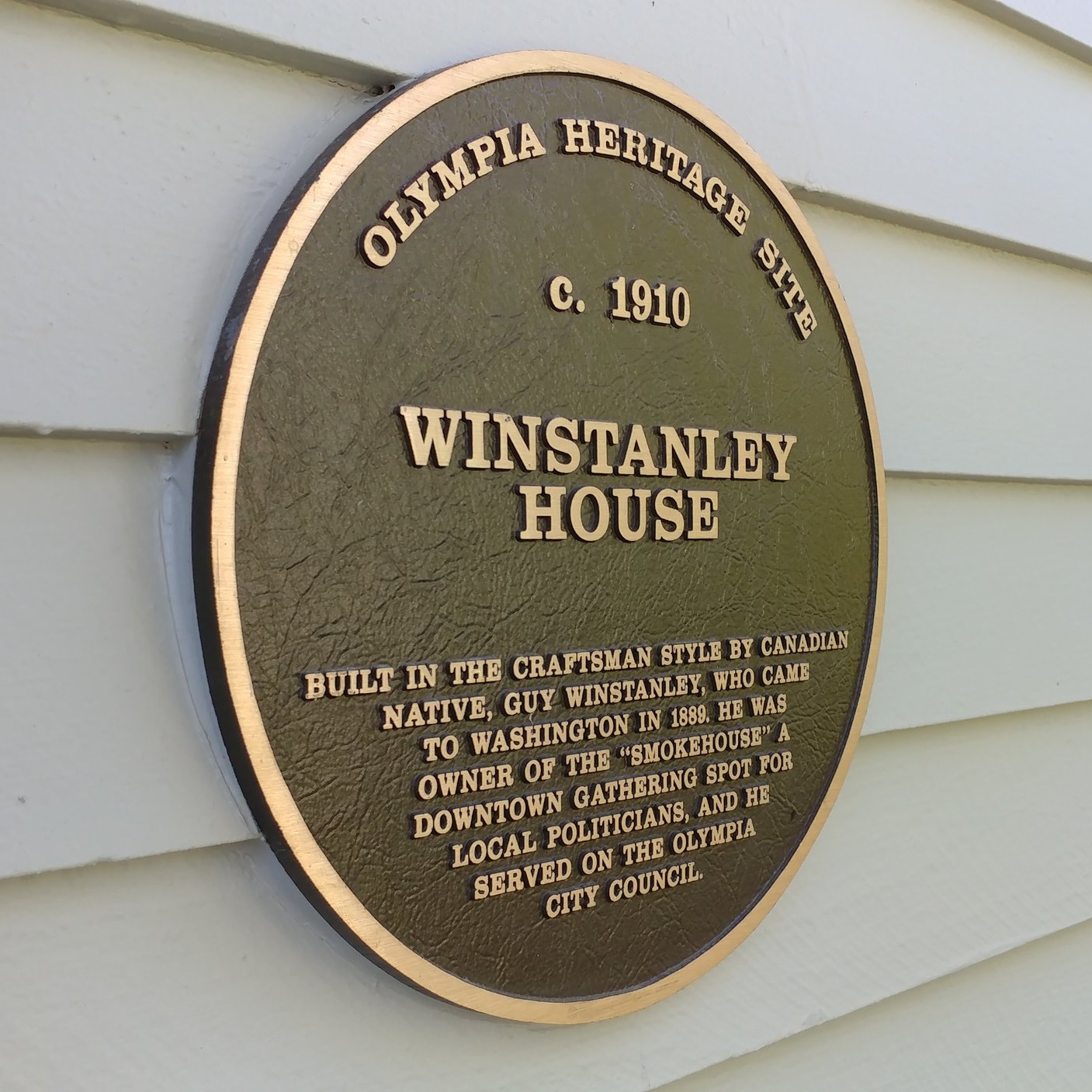  Katie is no stranger to historic homes. In the summer of 2017 Katie was trusted with painting the 1910 Winstanley Historic Registry Home. 
