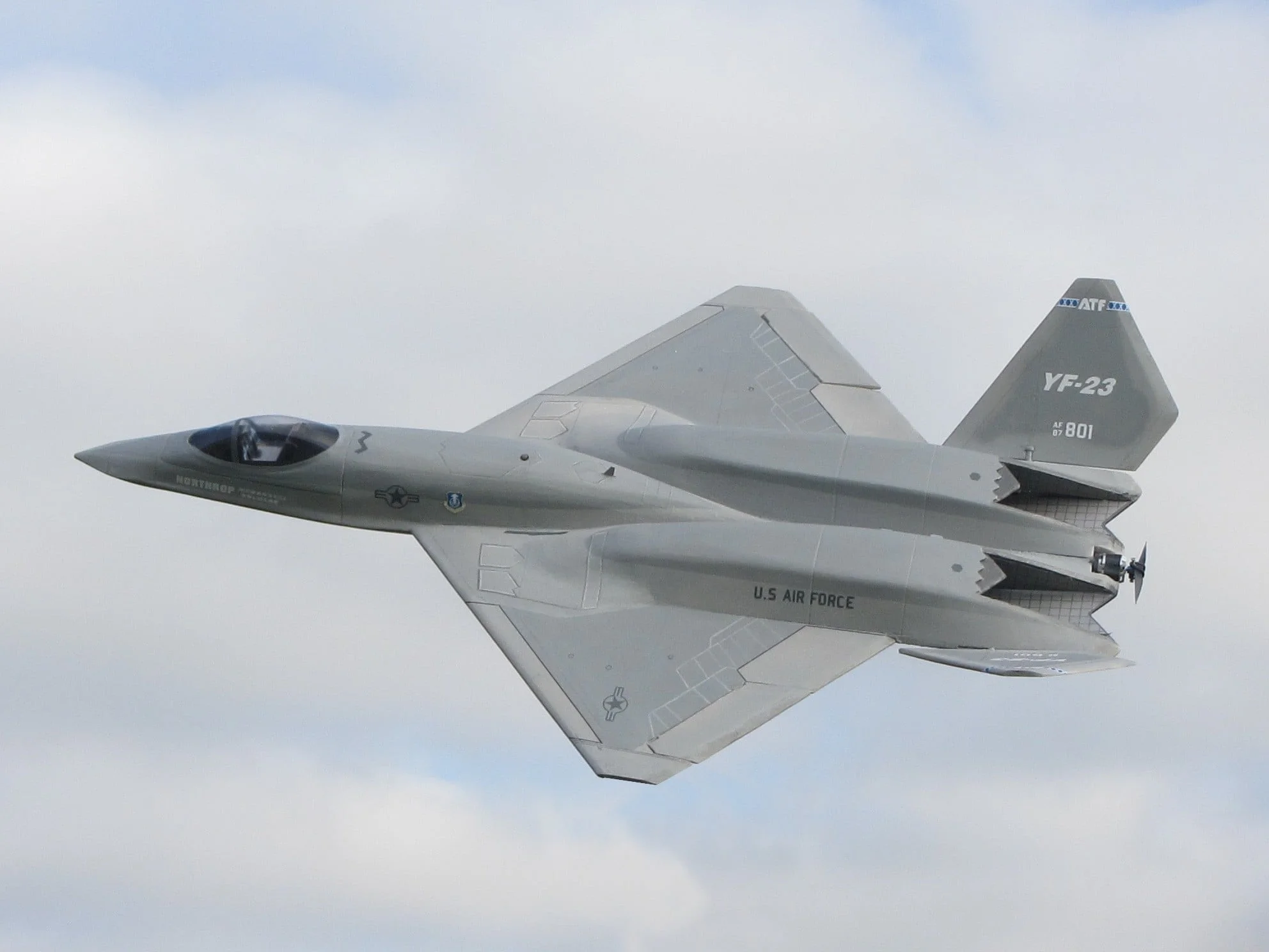 yf-23+edit+4_2013-11-16.jpg