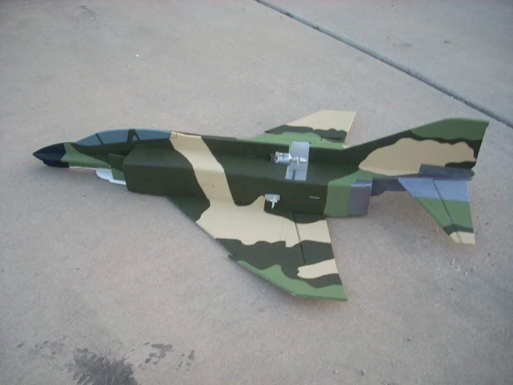 6mmflyrc+qb+f-4+phantom+ii+008.jpg