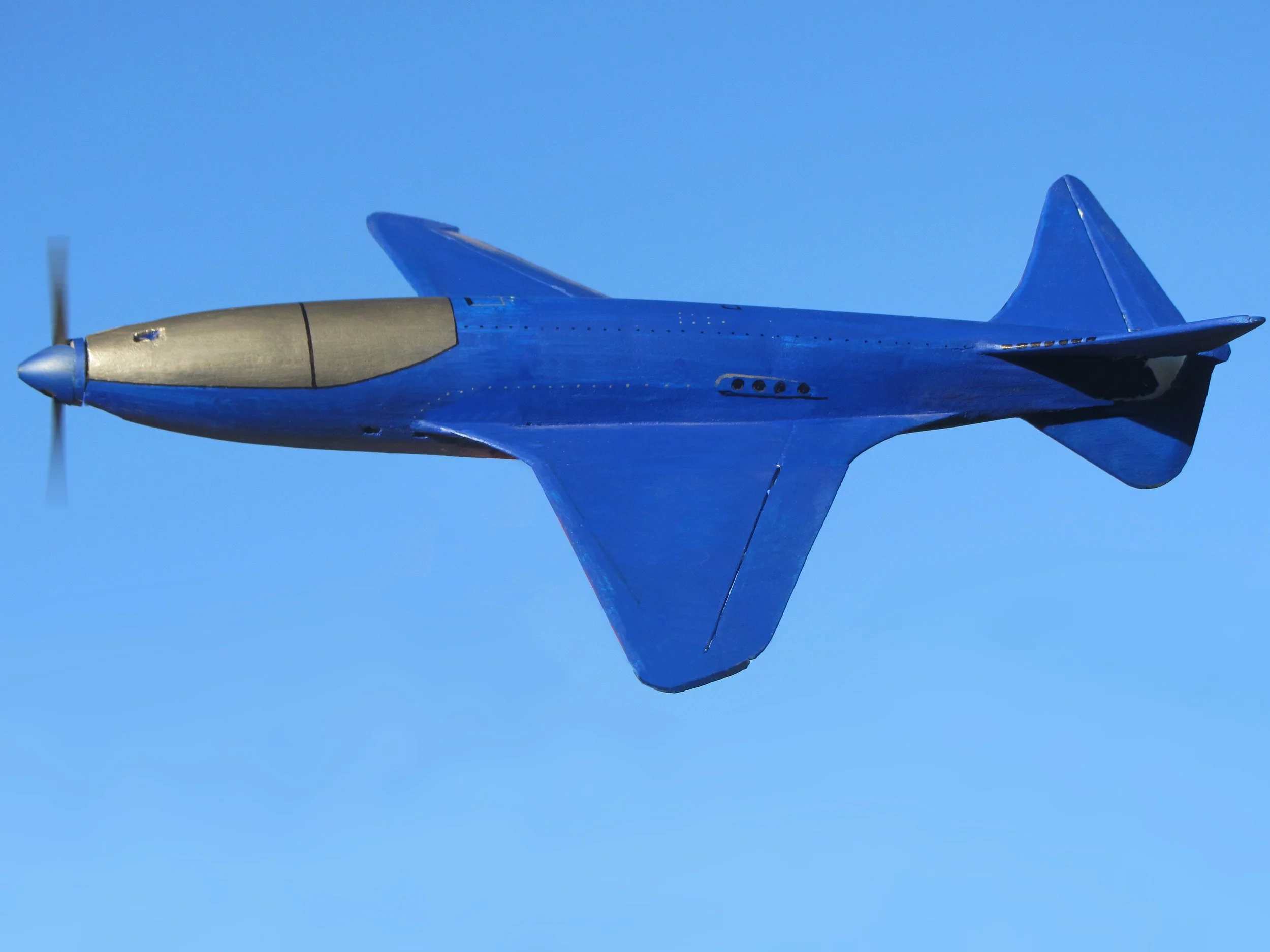 Bugatti_7.jpg