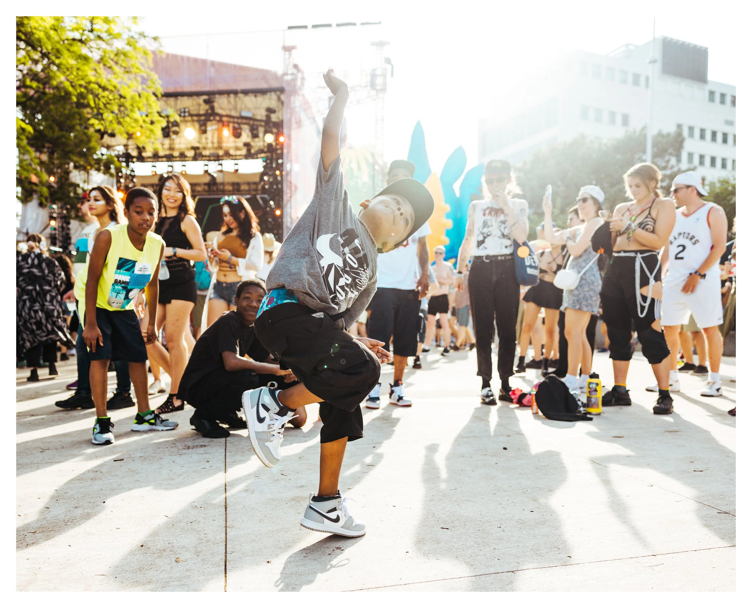 CROWD_WATERFRONT-SUNDAY MVMT22 -JM-14 copy.jpg