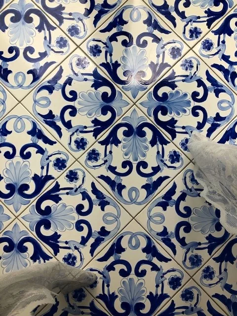 The Salerno Blue tiles that sold me on this B&B.