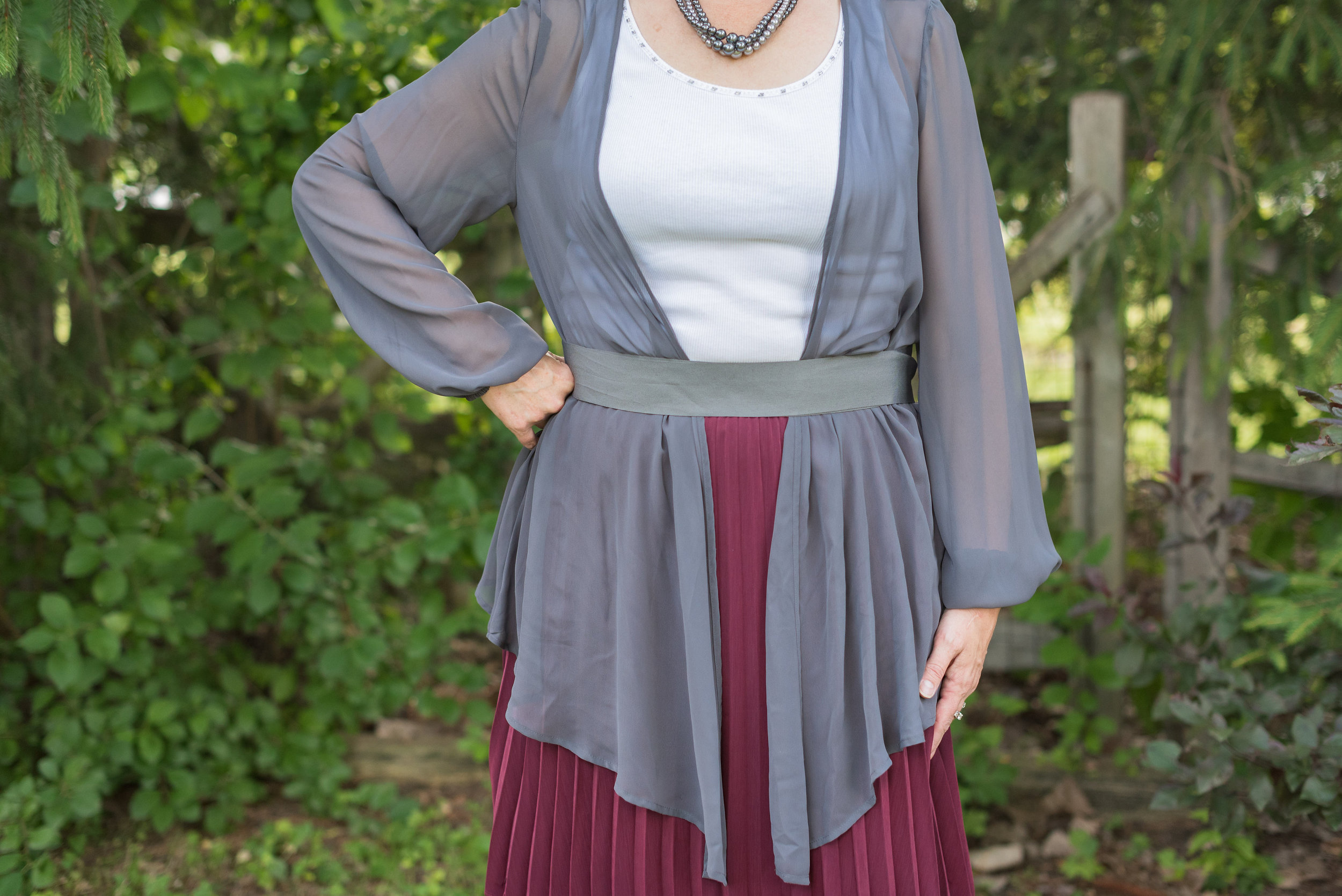 gray-maroon-outfit-15.jpg