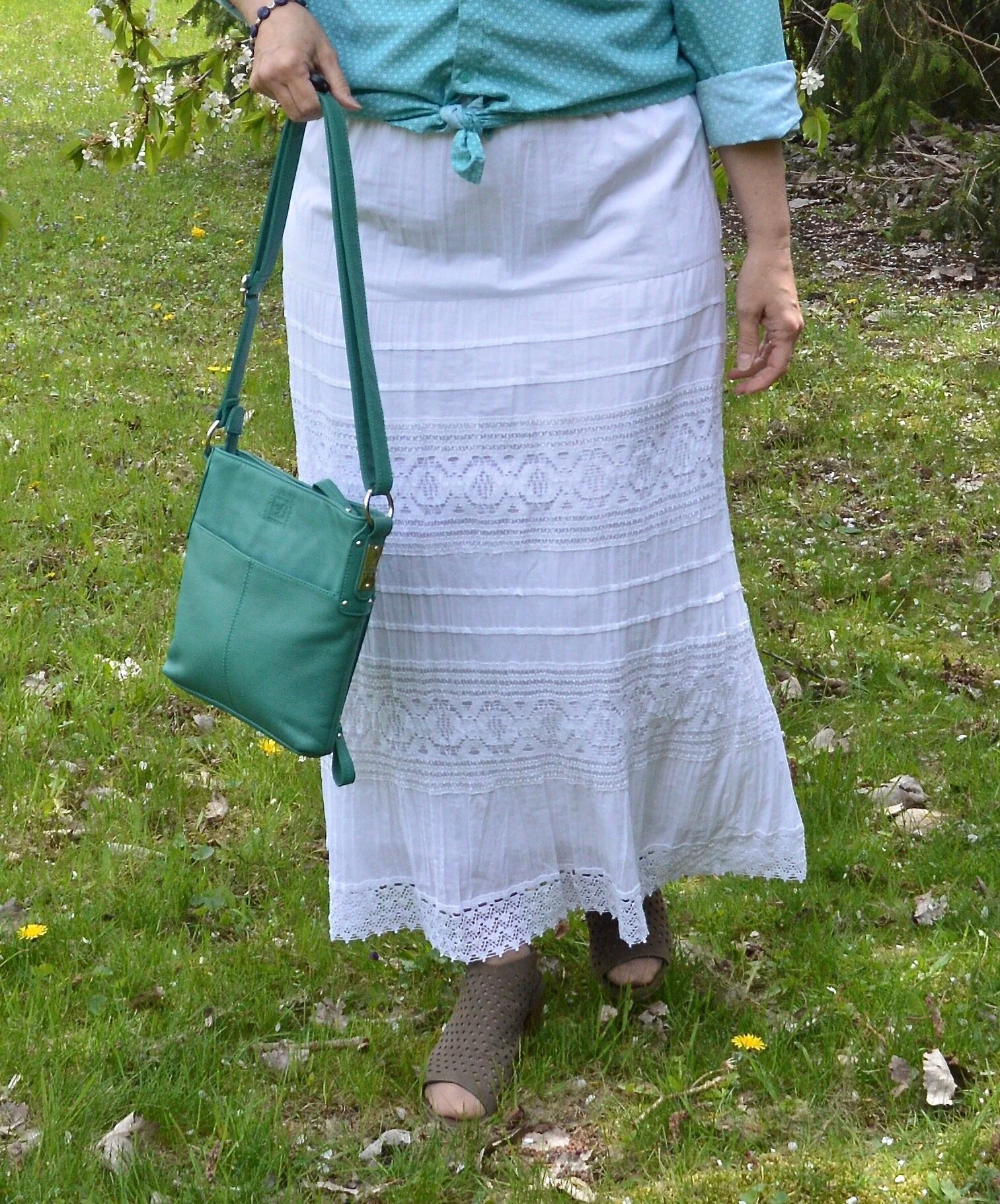 Pantone Spring/Summer 2020 - Biscay Green, Saffron and Brilliant White