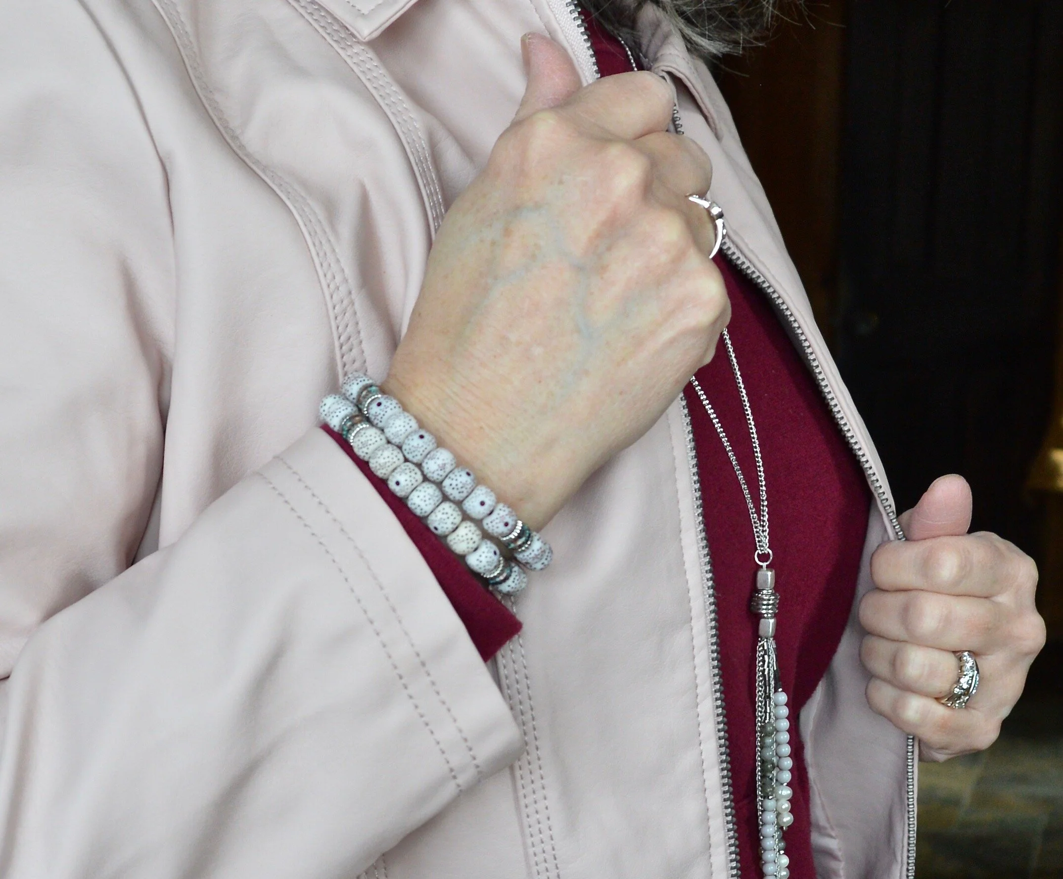 cAsual Valentine's Day outfit