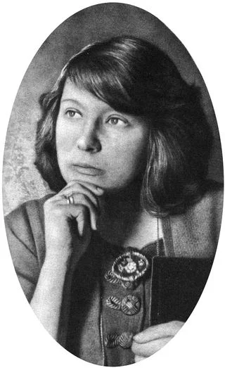 TSVETAYEVA2.jpg