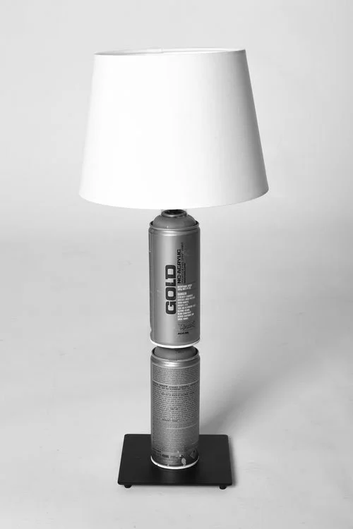 blk lamp.jpg