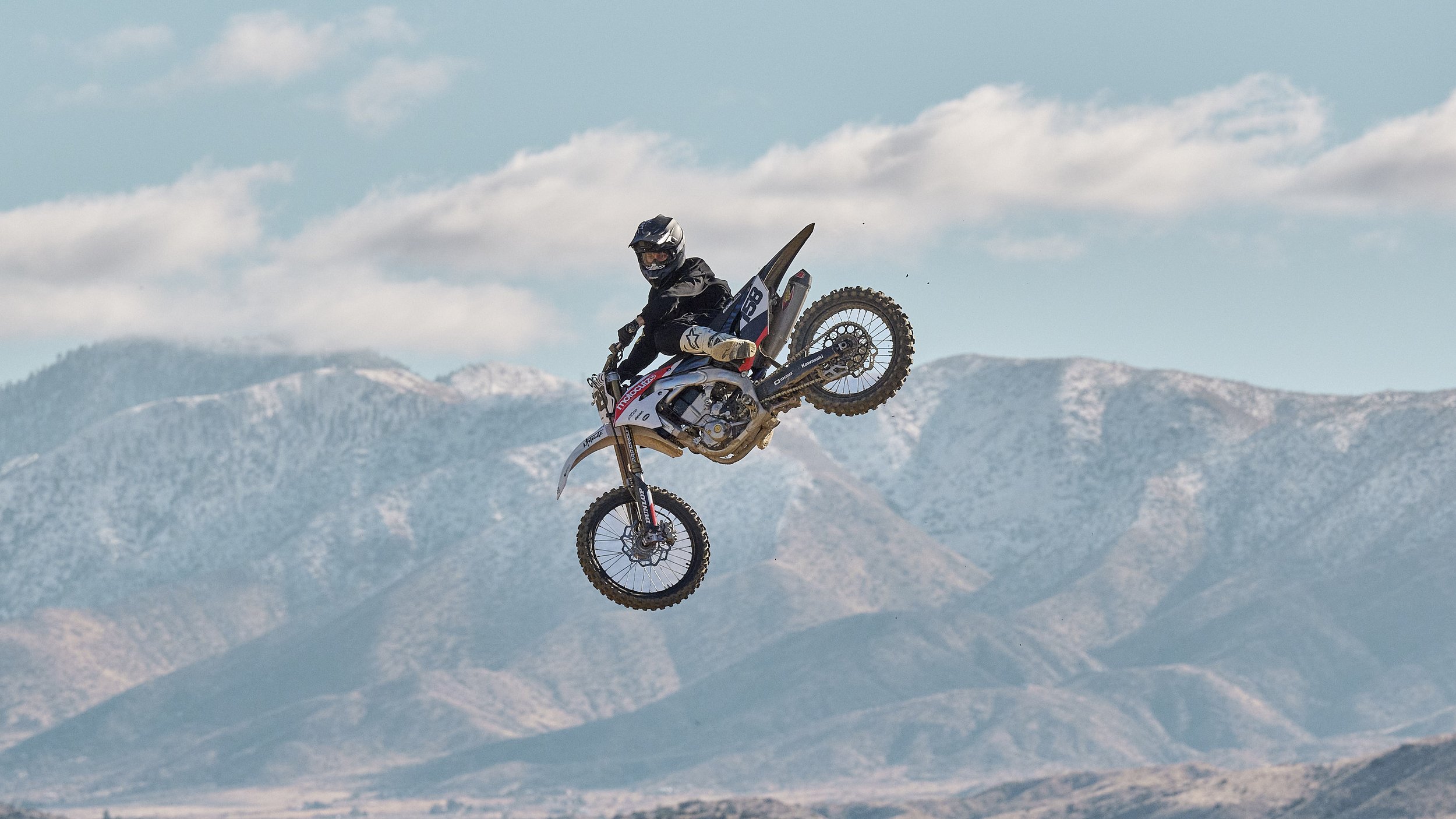 YLA_1.3.24_Racing_Tee_TODDCRAM_SOCIAL_012.jpg