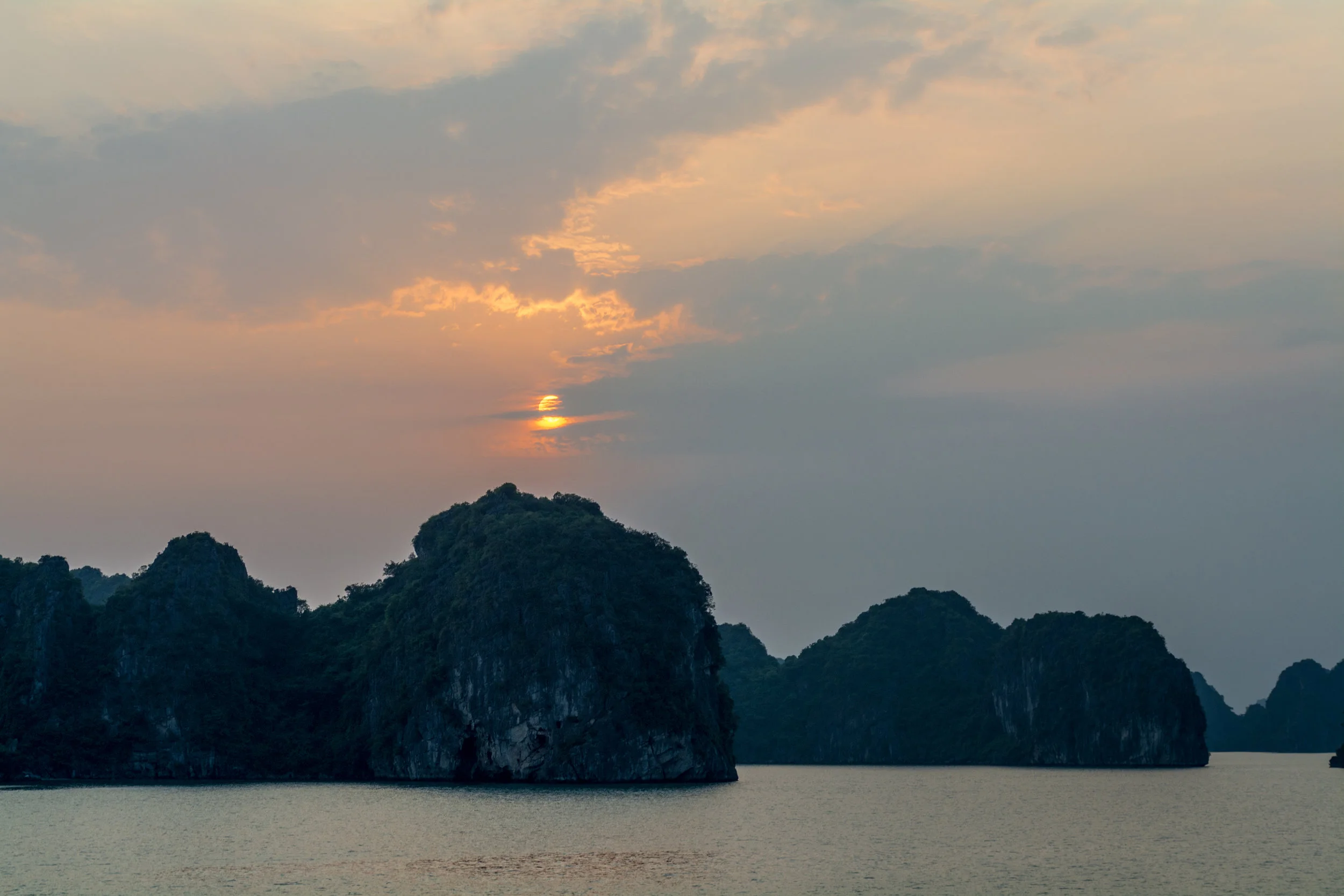 Halong Bay - Day 1 -181.jpg