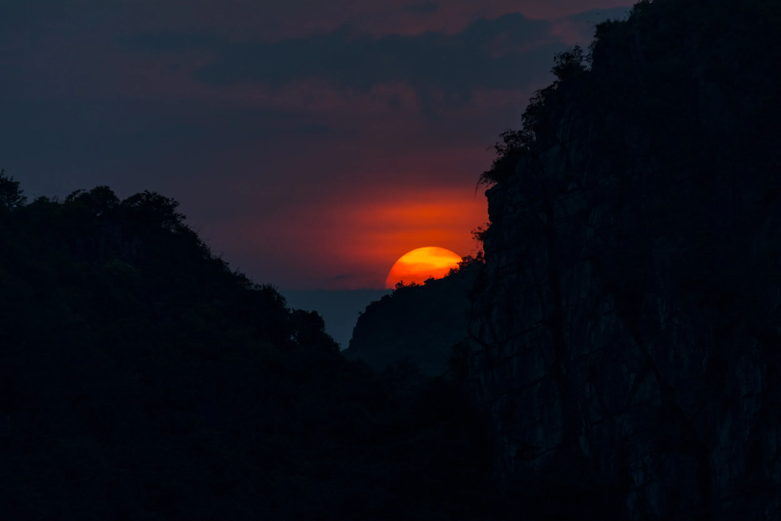 Halong Bay - Day 1 -236.jpg