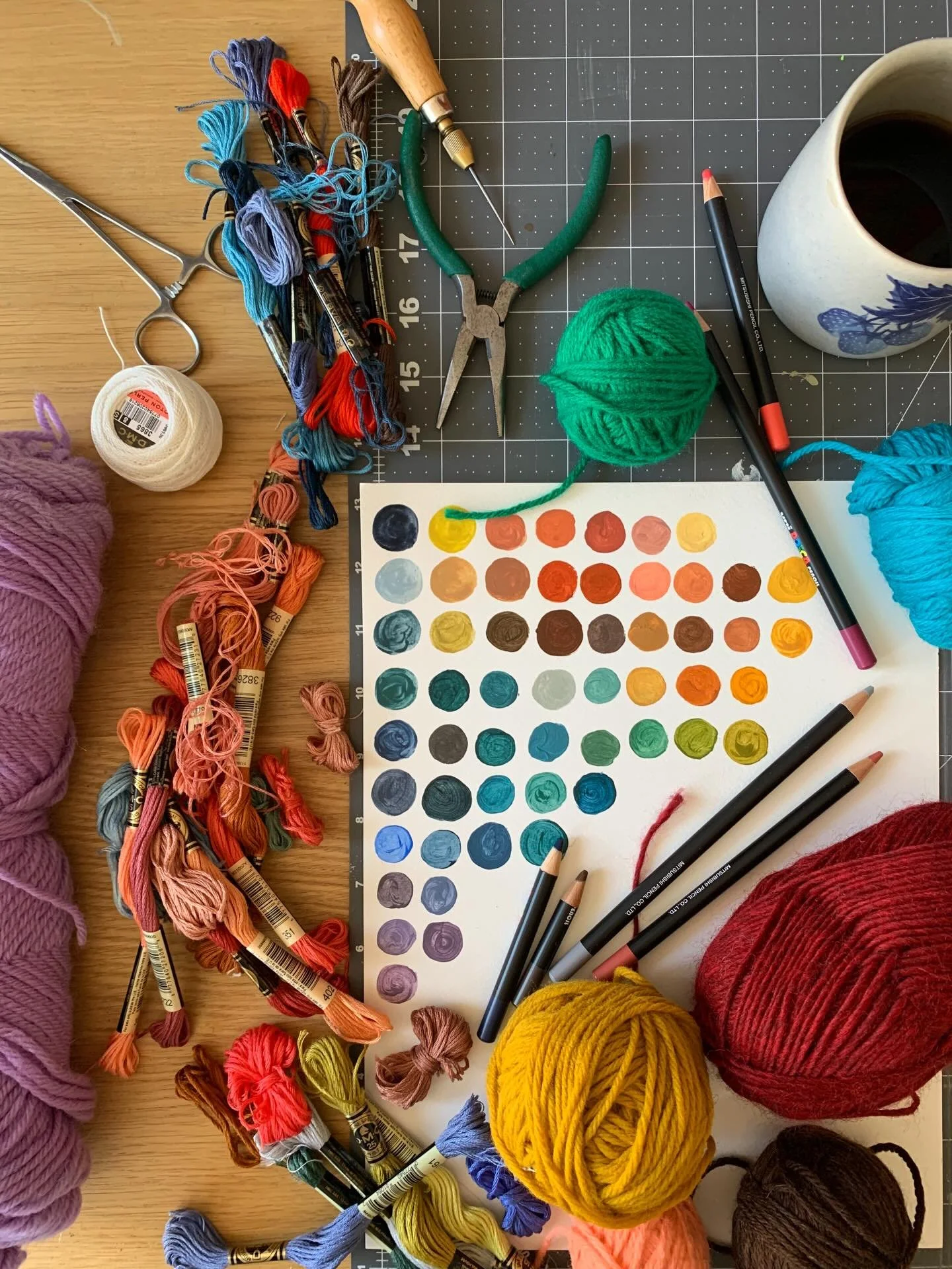 I&rsquo;m prepping allllll the materials for my upcoming retreat with @simplelifeinprovence and I&rsquo;m getting so excited. There is nothing better than dedicated time to play with materials, learn and build upon skills, and indulge in creative cra