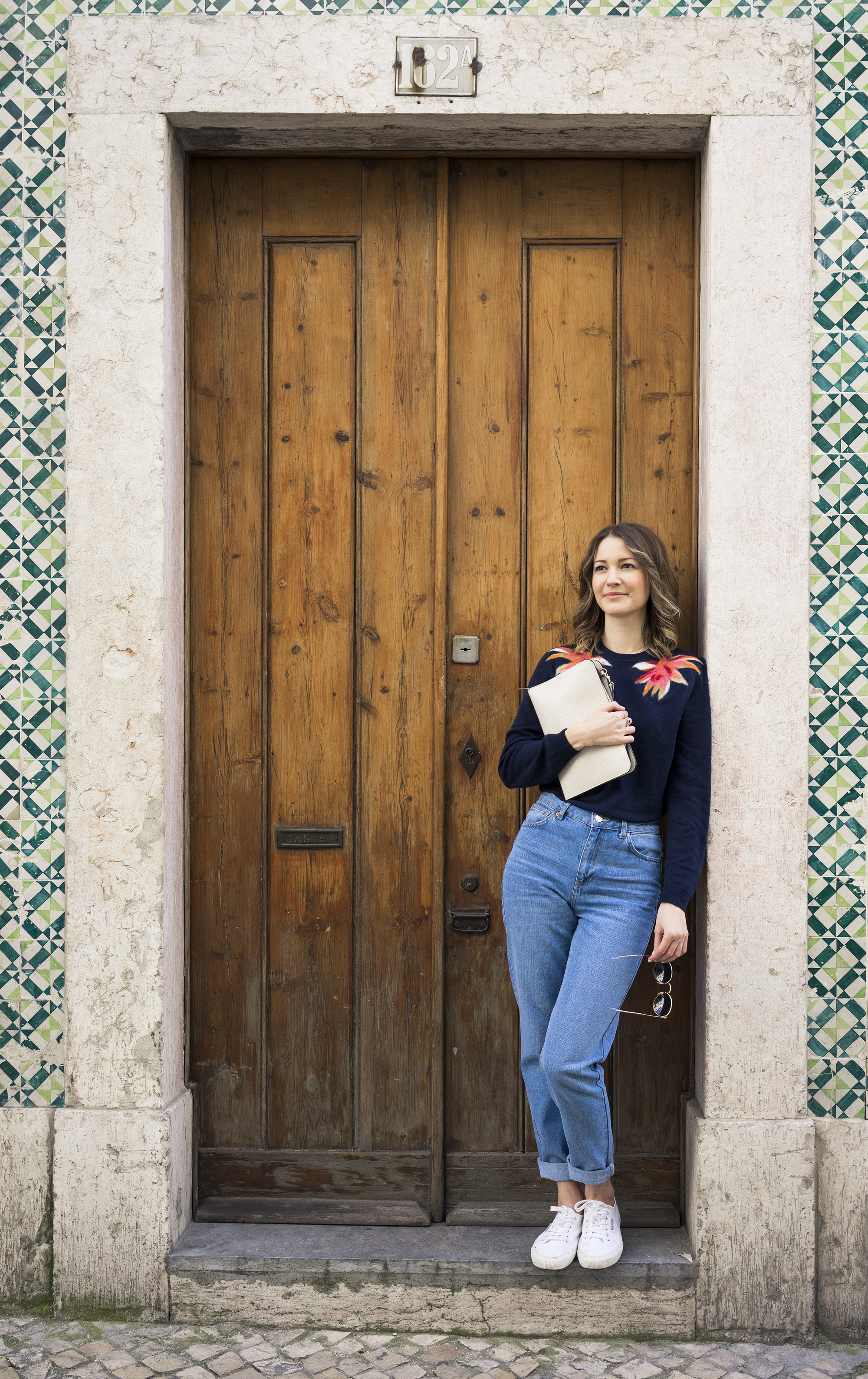 Topshop&nbsp;jeans&nbsp;//&nbsp;Iris &amp; Ink jumper at The Outnet&nbsp;//&nbsp;ME+EM clutch&nbsp;//&nbsp;Ray Ban sunglasses&nbsp;//&nbsp;Superga plimsoles&nbsp;
