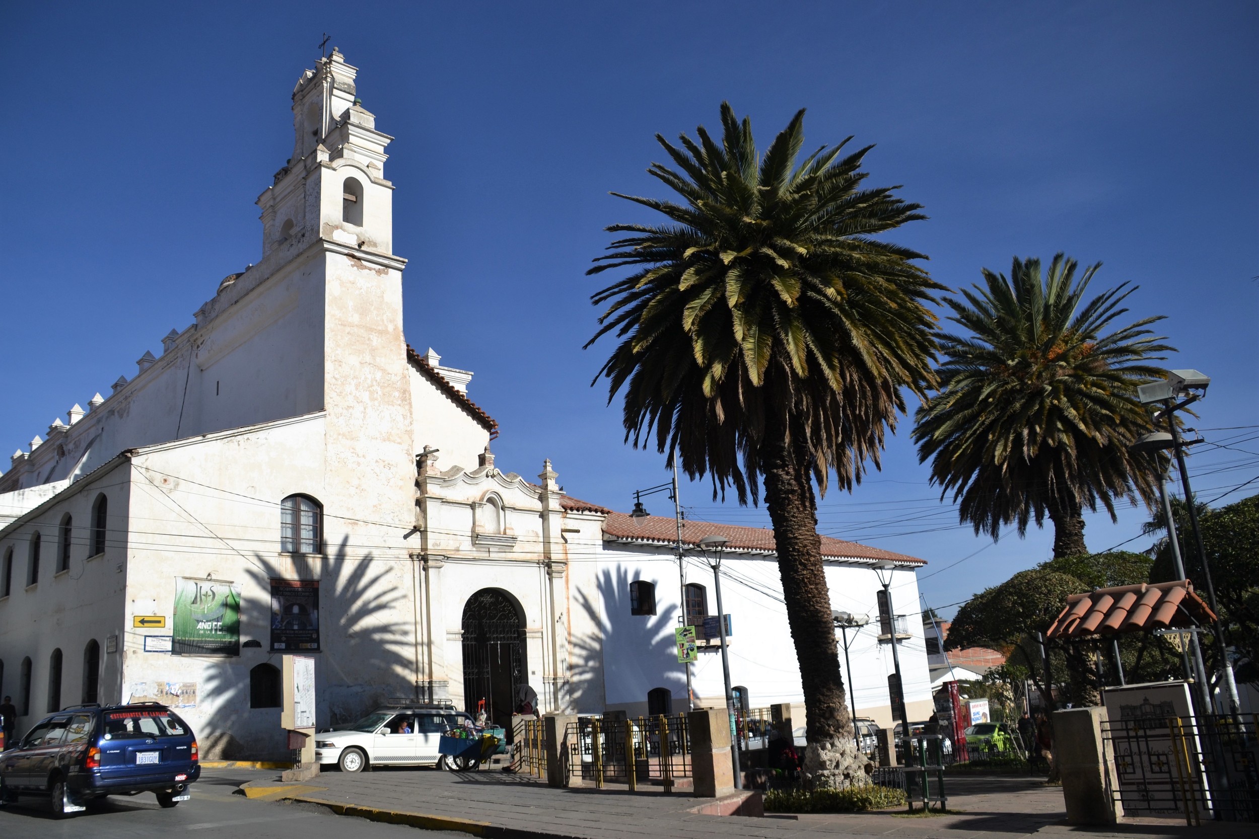 Sucre's classic colonial architecture. 