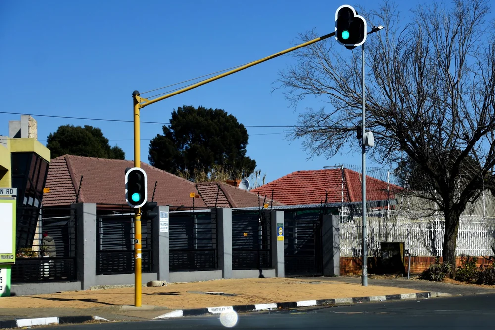In South Africa, traffic lights are commonly called "robots." 