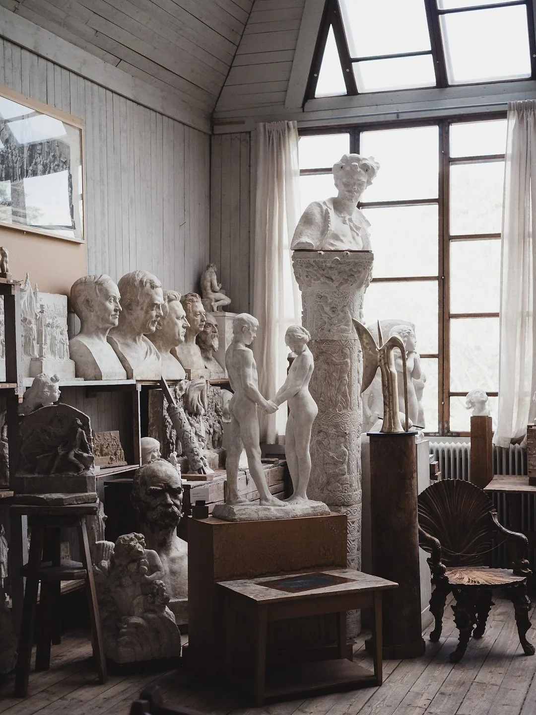 This beautiful place is sculptor Carl Eldh&rsquo;s studio in Stockholm. The windows, the light, the furniture, the art&hellip; I spent more time in there than the size of the space really warranted, taking a silly number of photos. No regrets.
.
Back
