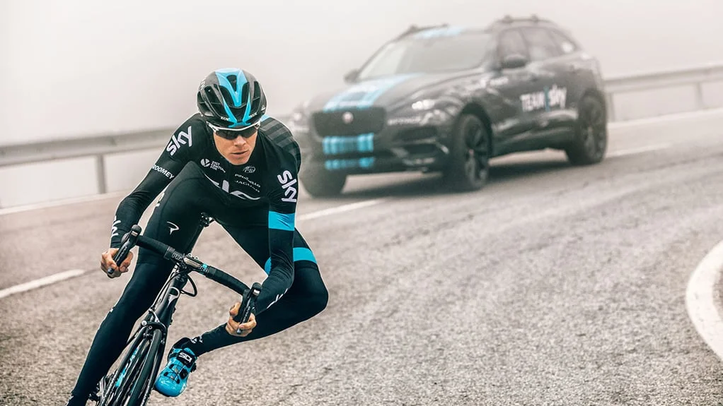 jaguar_teamsky_04.jpg