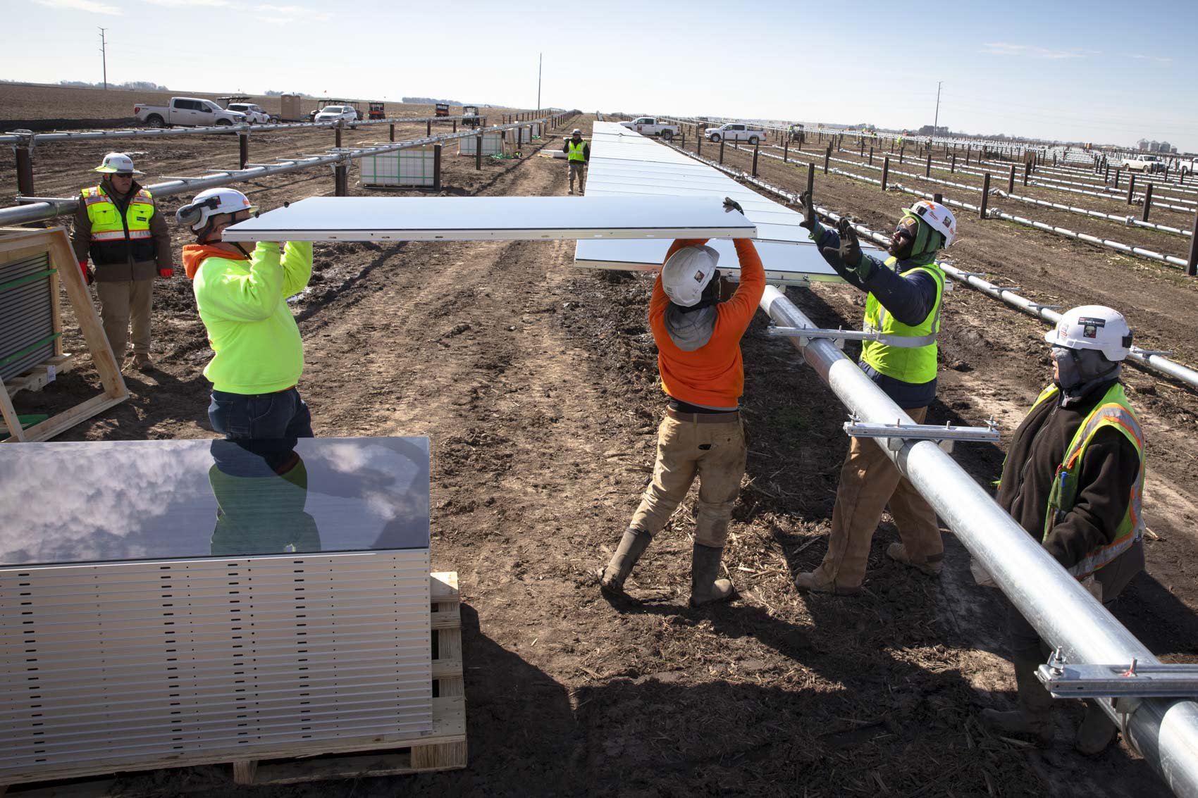  Swift Current Double Black Diamond solar project in southeast Sangamon County, first day of panel installation Monday, March 20, 2023  near Virden, Ill. [Rich Saal] 