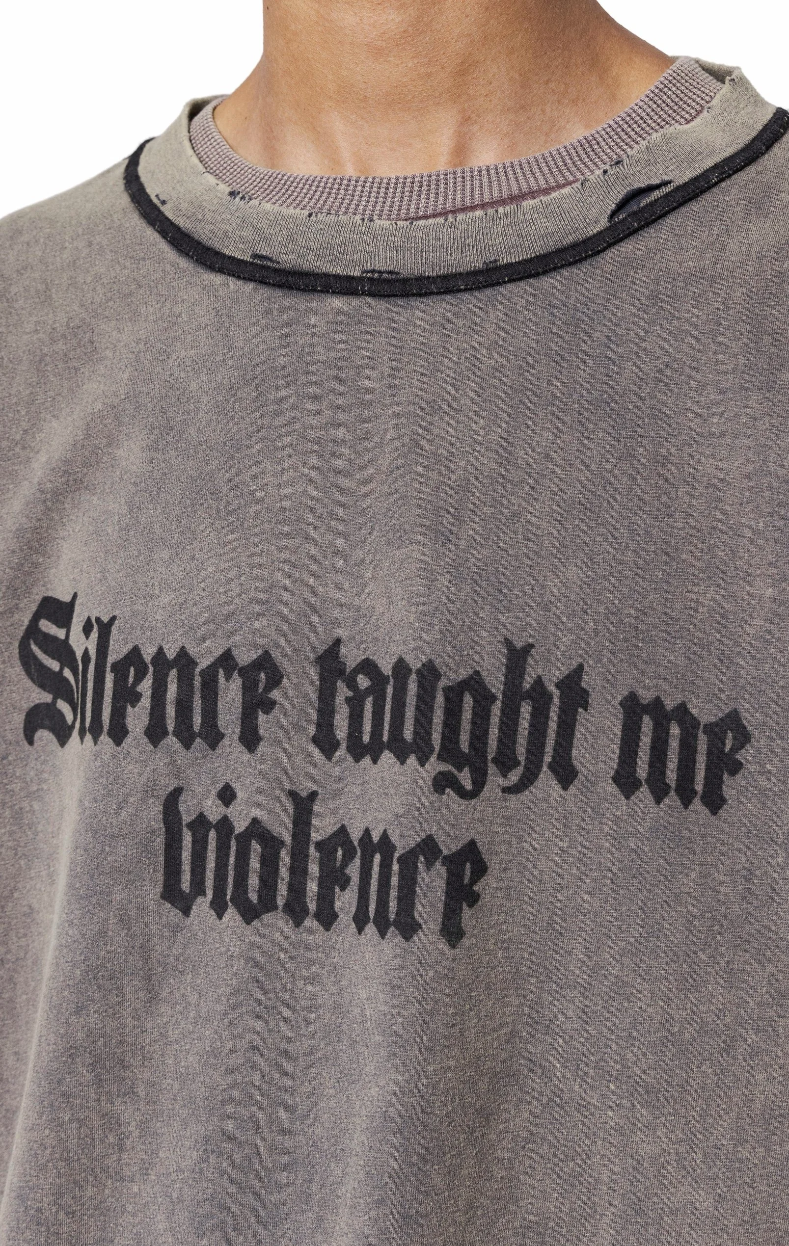 ARNODEFRANCE - VINTAGE CROPPED T-SHIRT DIRTY NAVY 'SILENCE TAUGHT ME VIOLENCE' 05.jpg