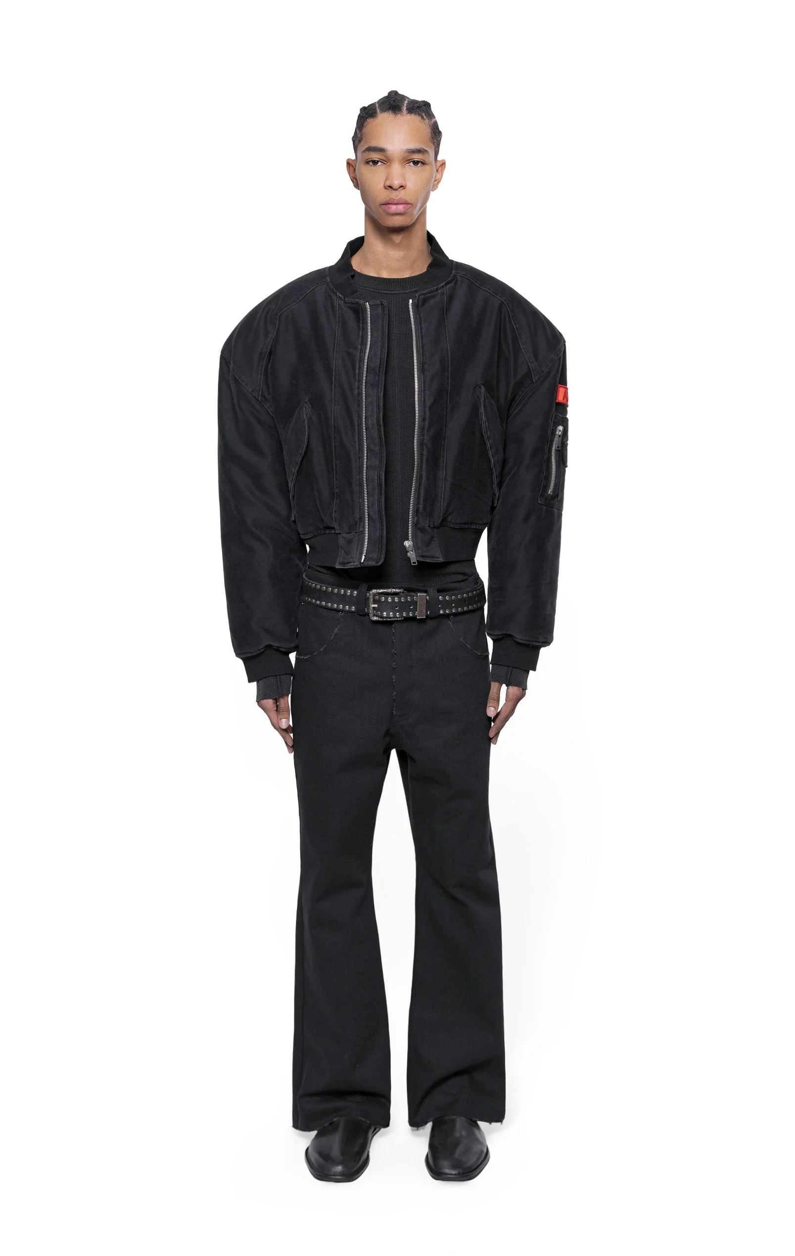 ARNODEFRANCE - DENIM FLARE JEANS BLACK 02.jpg