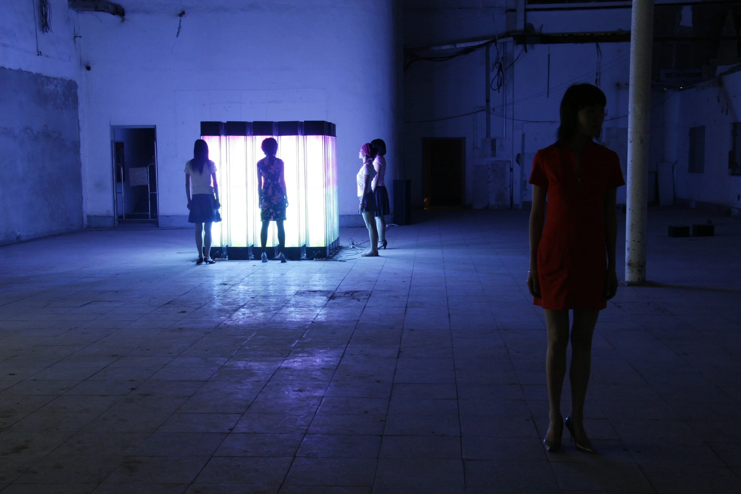  Jeff Gompertz, "For Display Only", a site specific room installation 