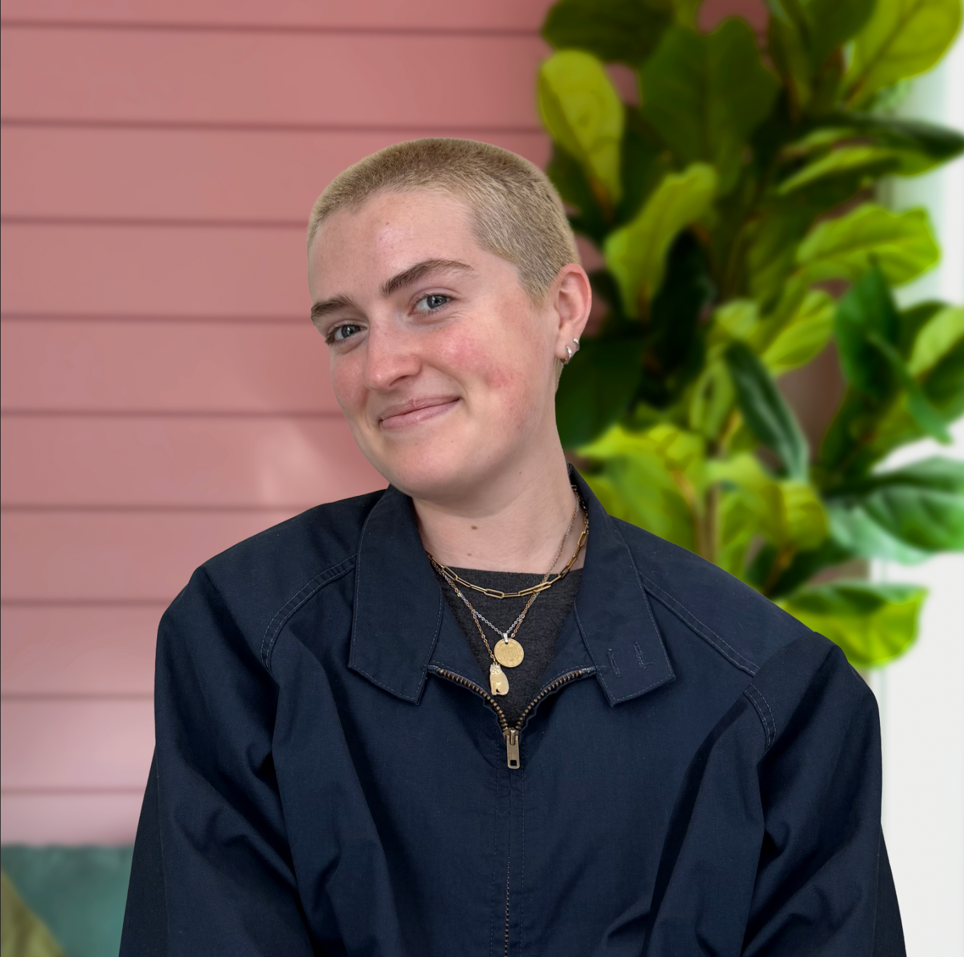 Stella Bloom • Community Manager