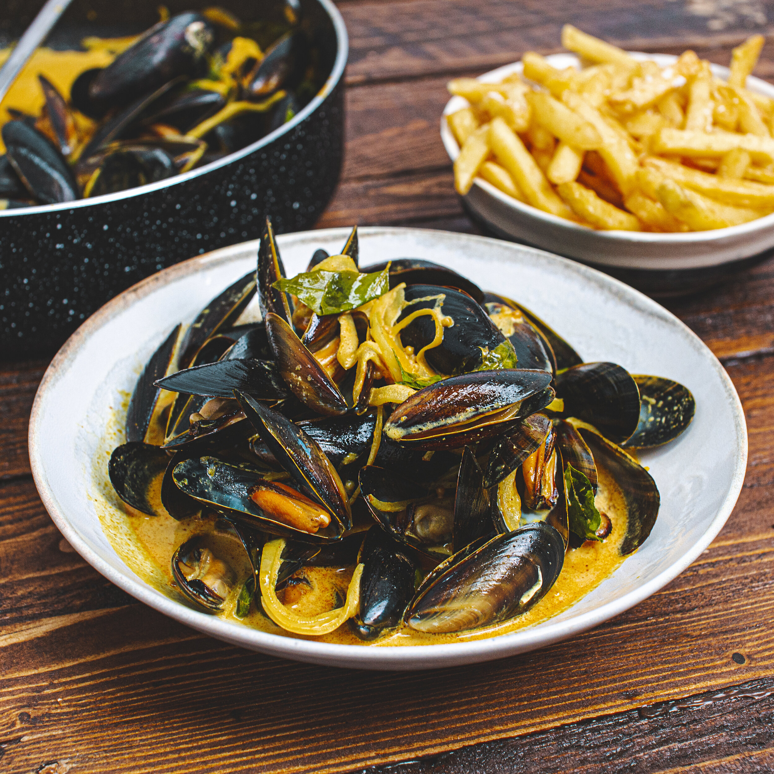 katto-knives-curry-mussels-ed-smith.jpg