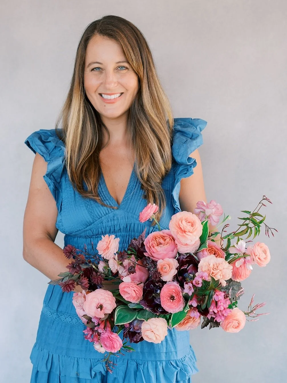 It&rsquo;s been a while! Whether you&rsquo;ve just found Flourish Flower Farm or you&rsquo;ve been here since the first seeds were sown 10 years ago, here&rsquo;s a little reintroduction&hellip;

▫️I farm just outside Asheville, NC, where the mountai