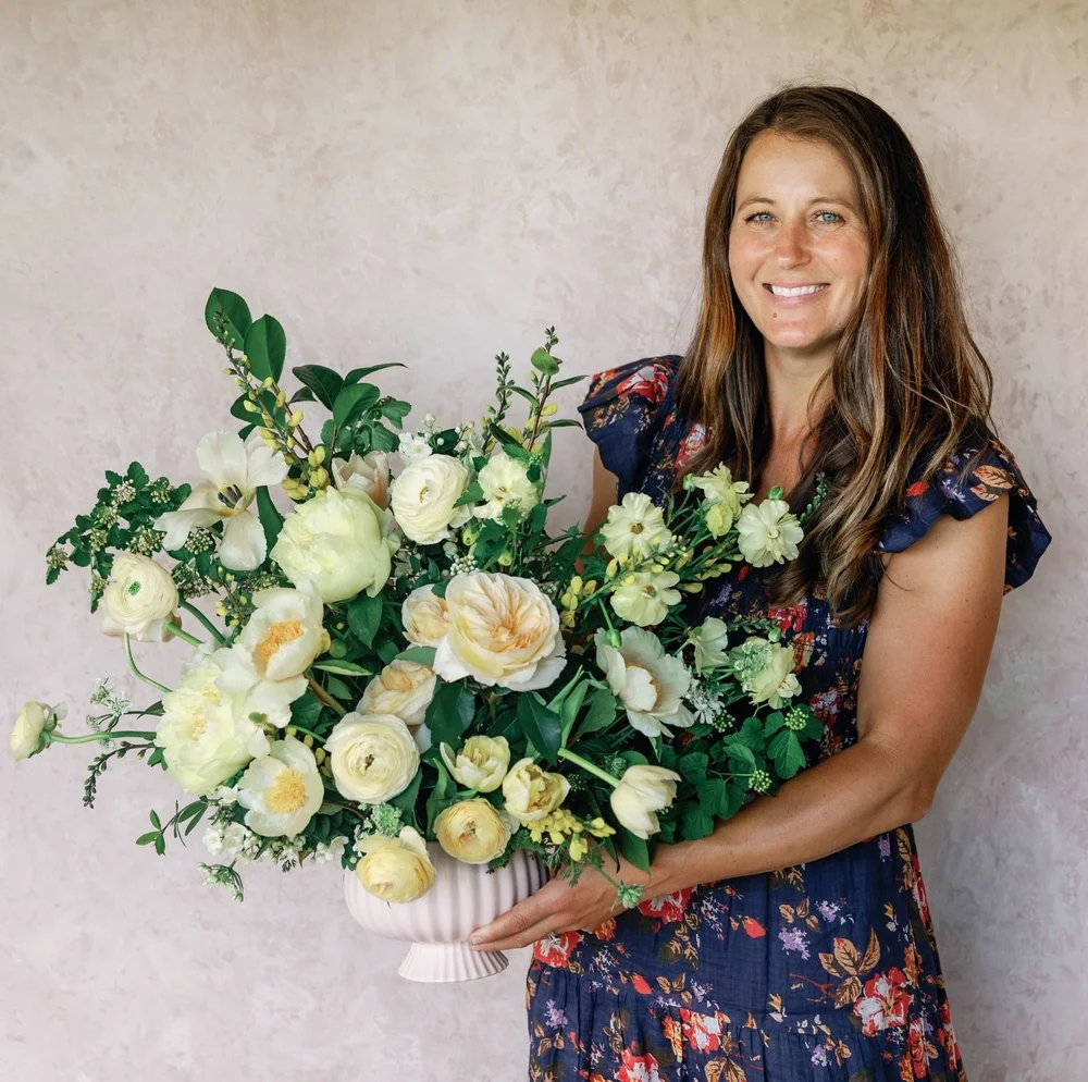 Oh hey, it&rsquo;s me Niki 👋🏼. I wanted to show my face to extend an invitation to join me on the farm next season. The farm is also my home &ndash; the fields are my yard and the studio is my garage &ndash; so we are&rsquo;t open to the public exc