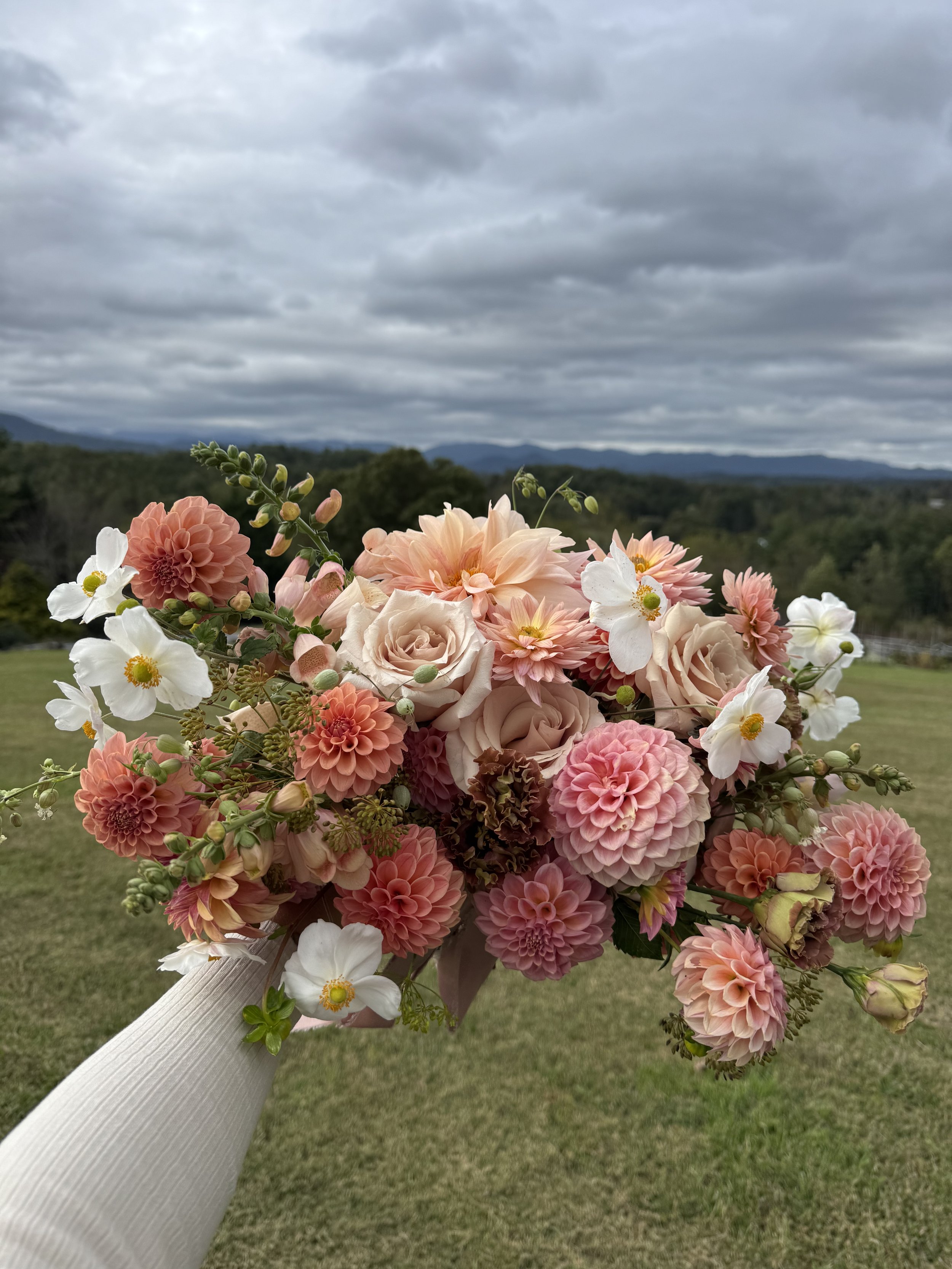 Oct, wedding bouquet.jpeg