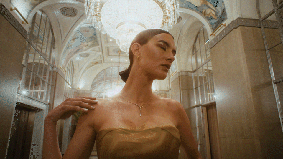 Waldorf Astoria NYC.gif
