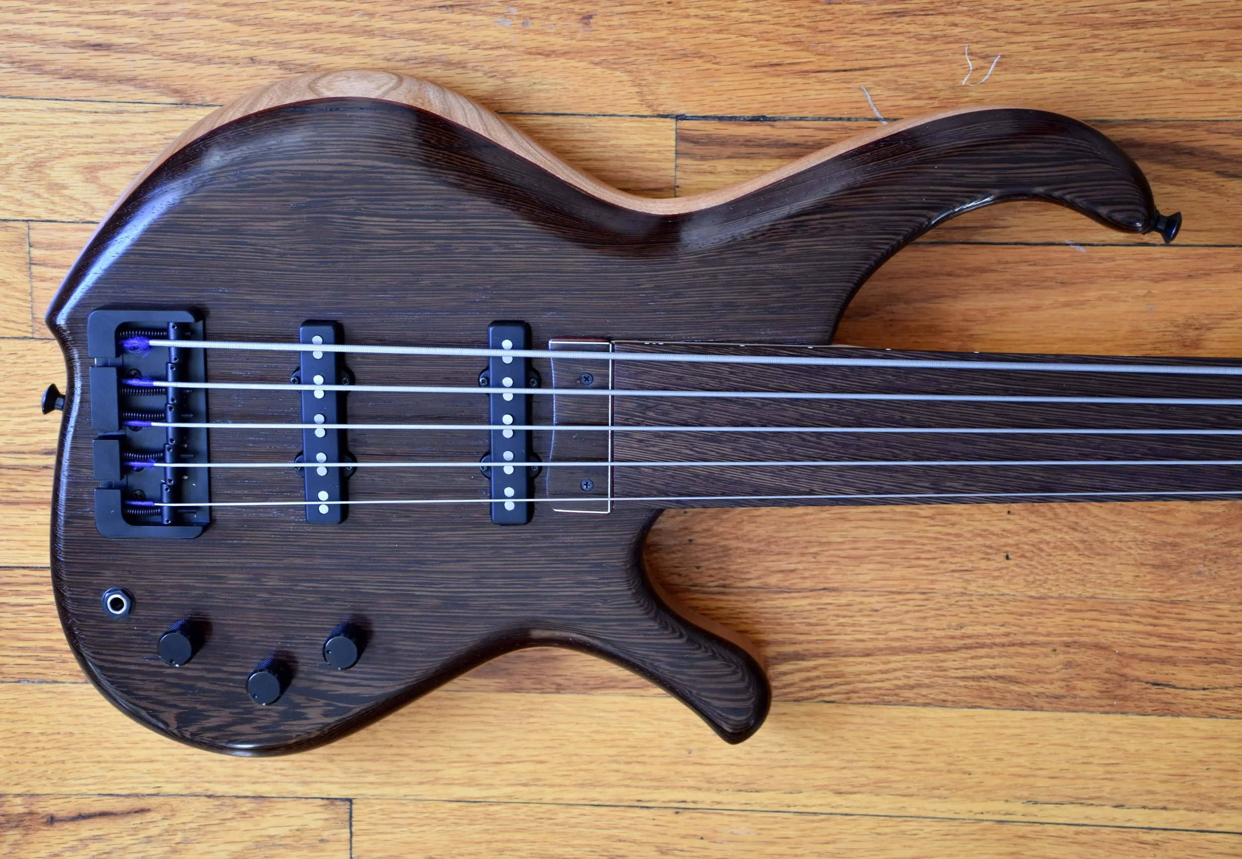LowDown Custom Series 5F