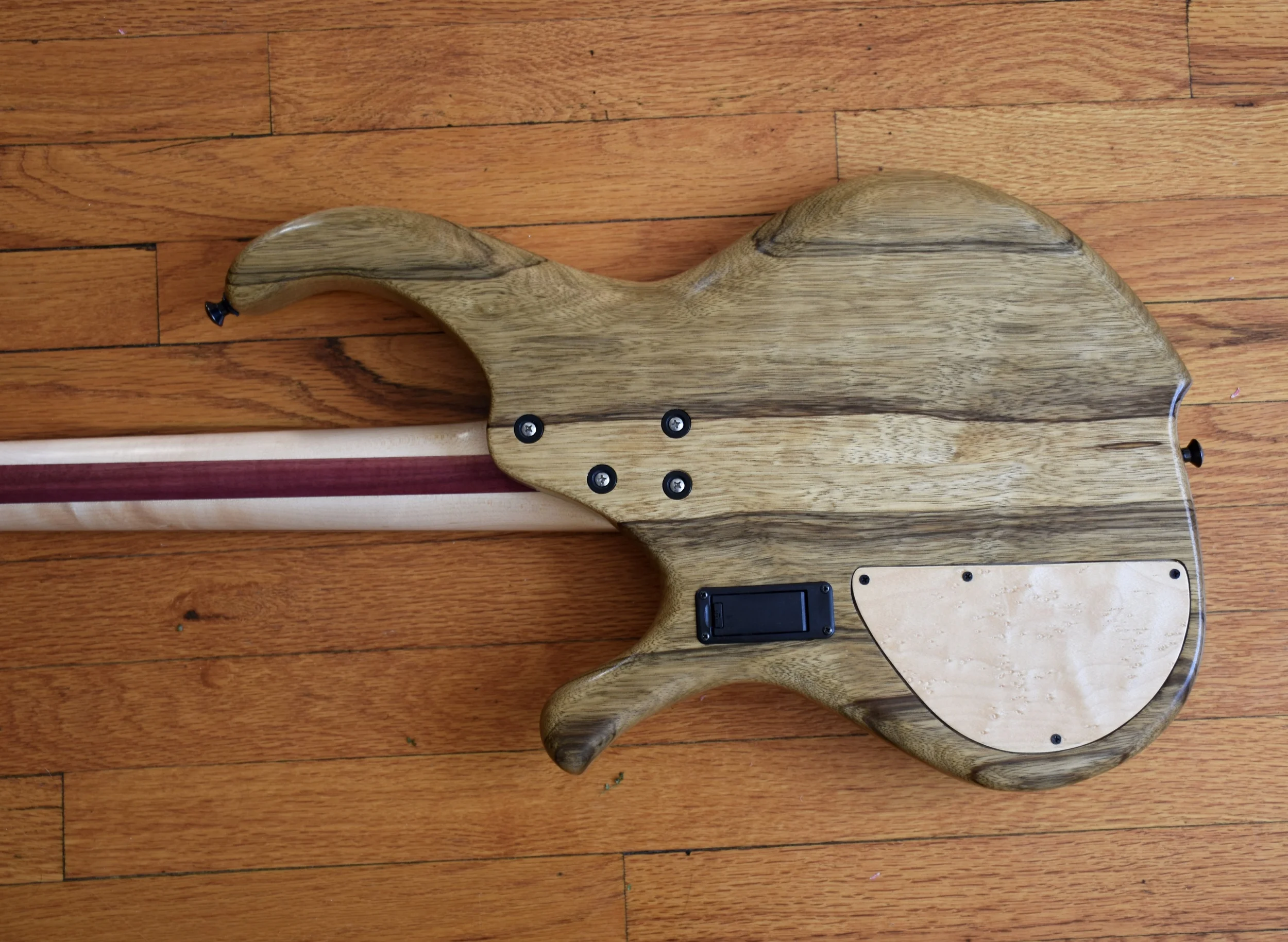 LowDown Custom 4