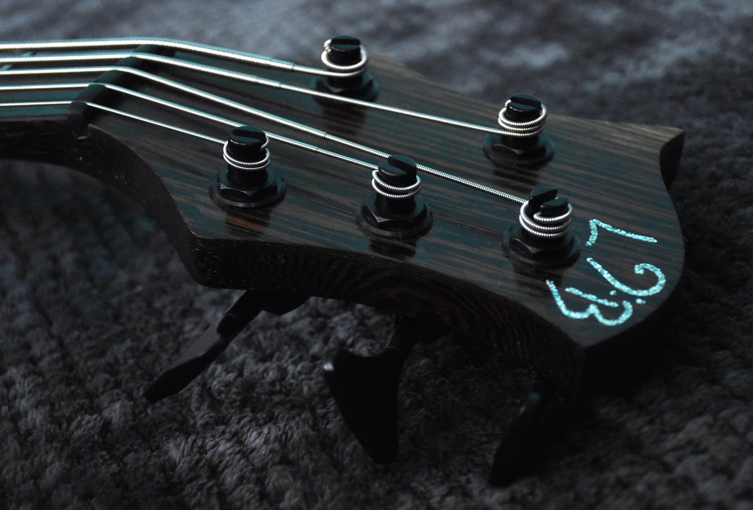 LowDown Custom 5