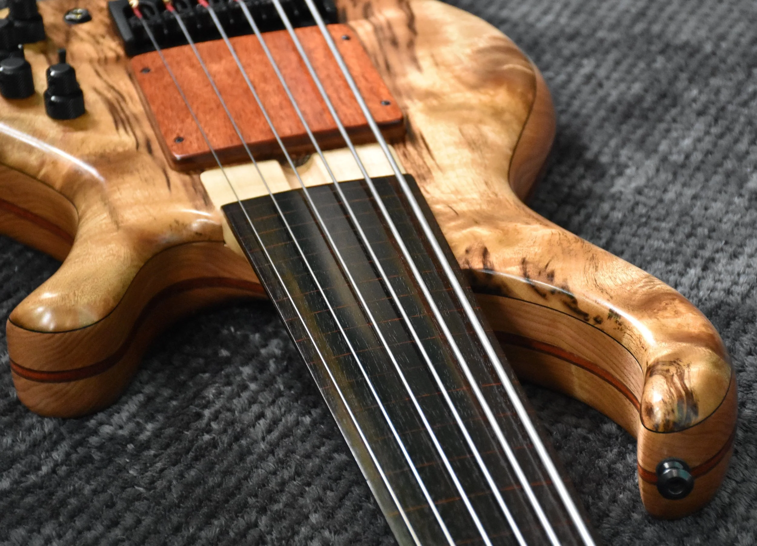 LowDown Custom 6F Special