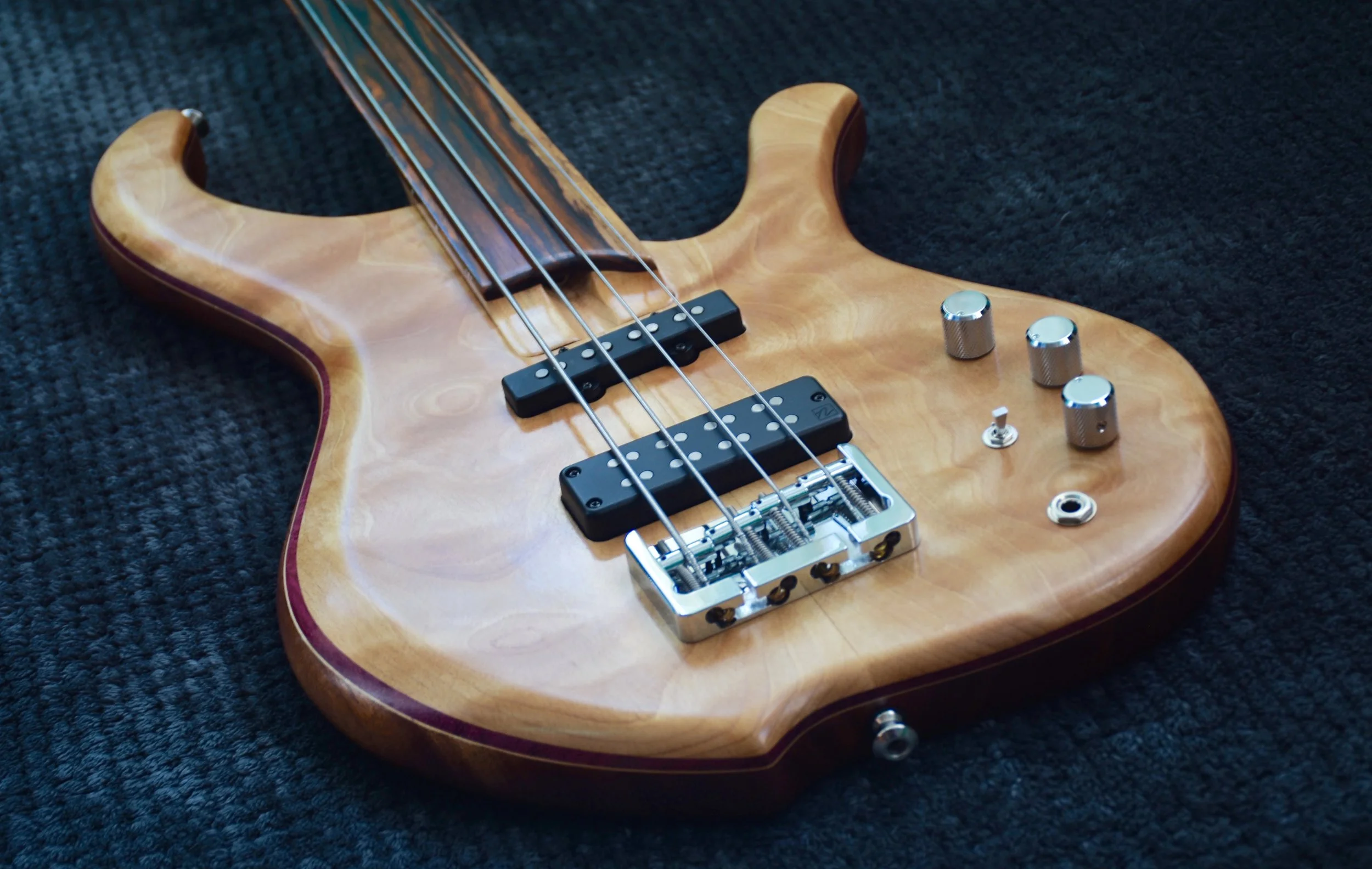 LowDown Custom 4F