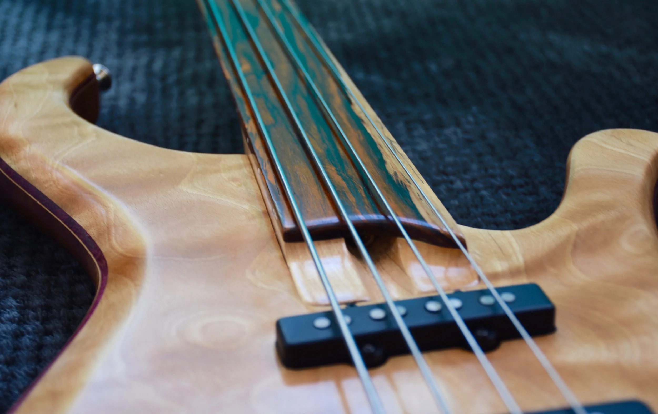 LowDown Custom 4F