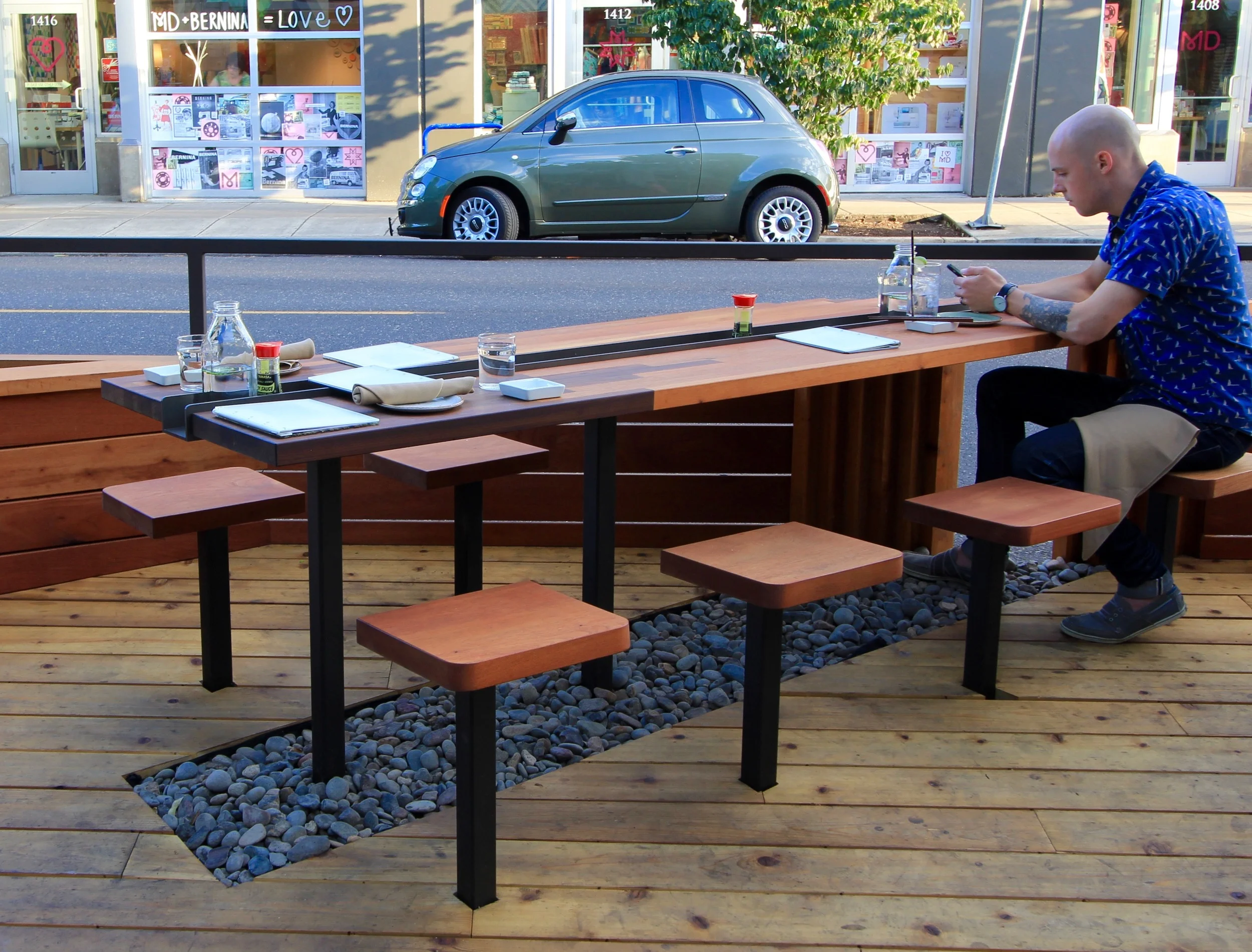 Bamboo Sushi Street Seat 02.jpg