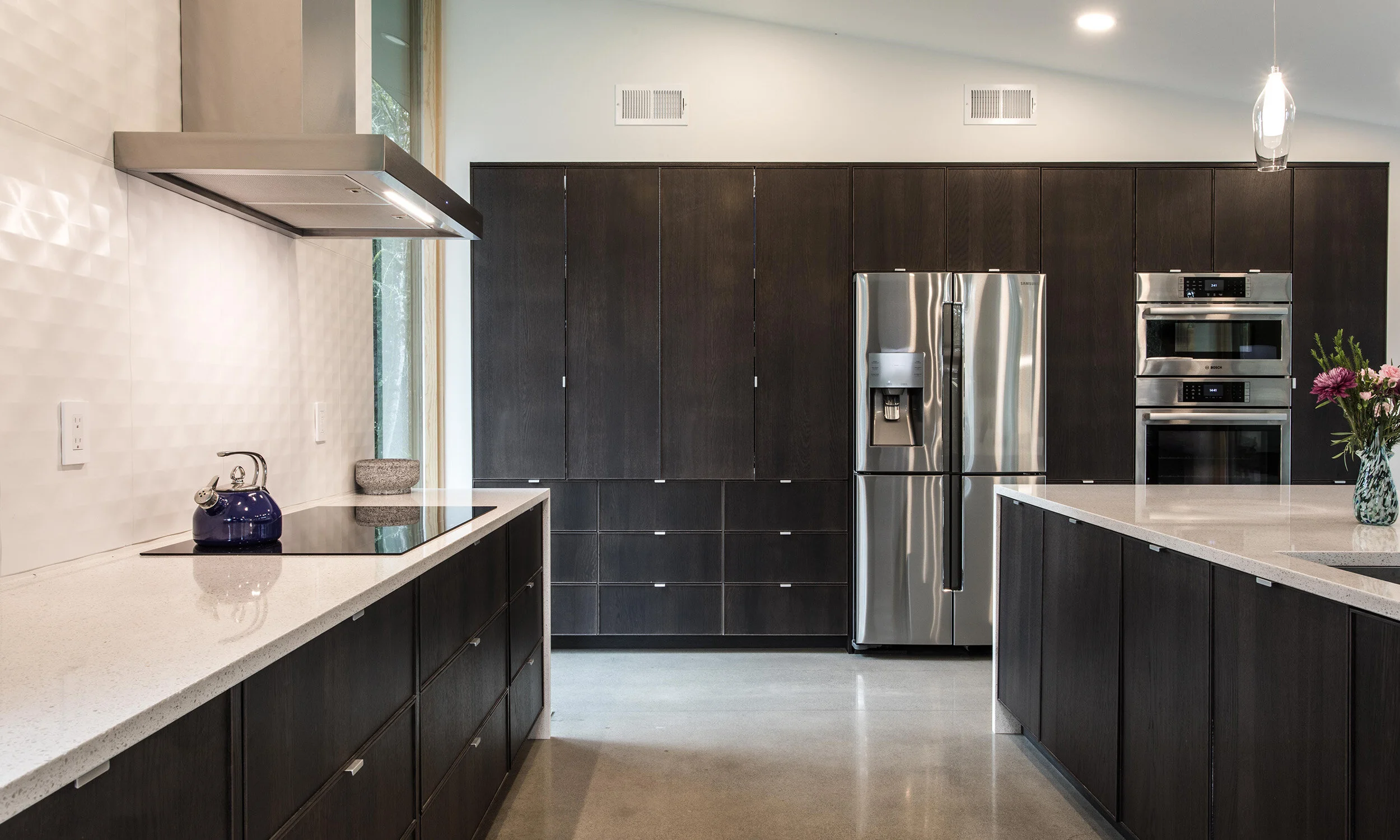 Sheltered-Nook-Custom-Home-Interior-10C.jpg