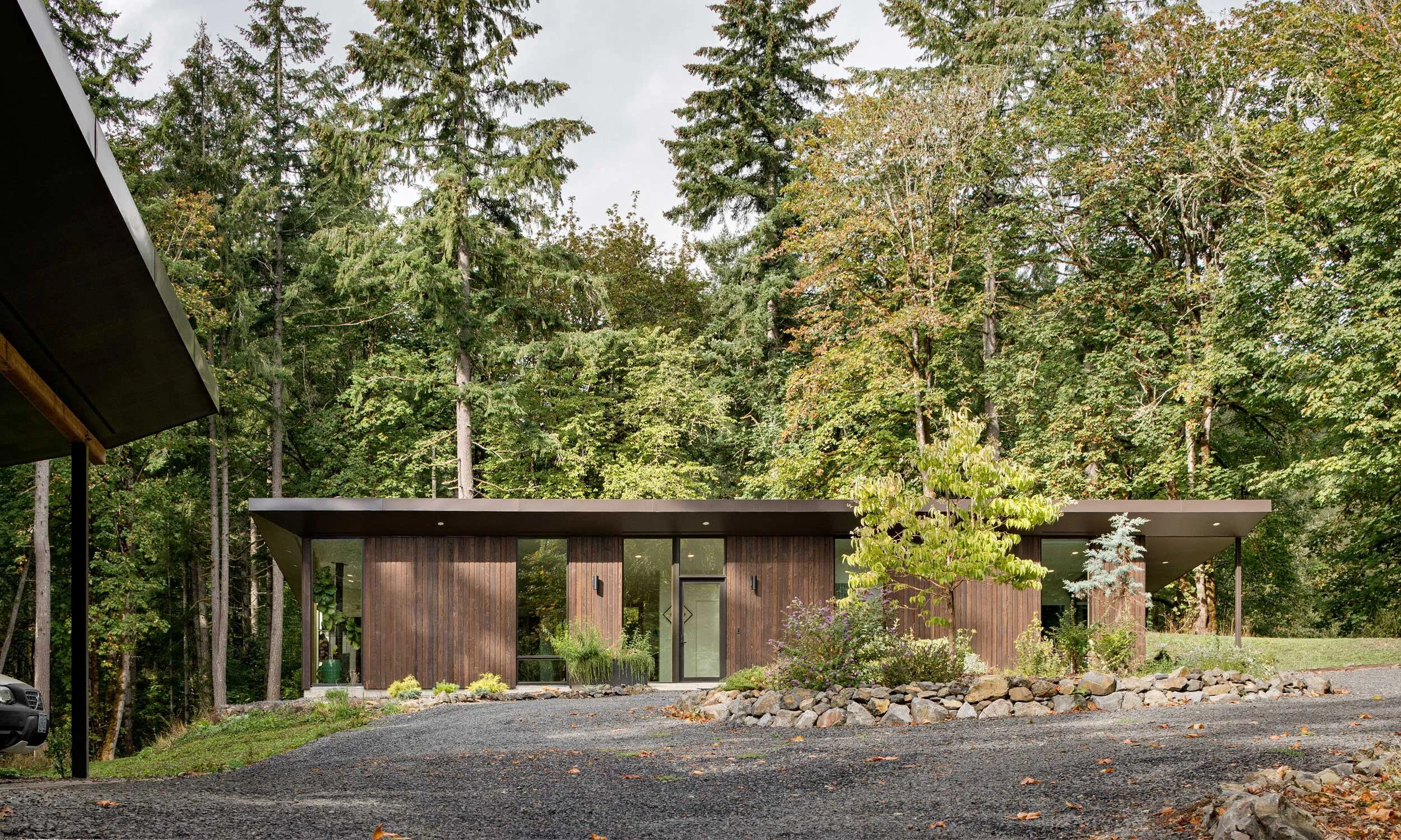Sheltered-Nook-Custom-Home-exterior-JoshPartee-9287.jpg
