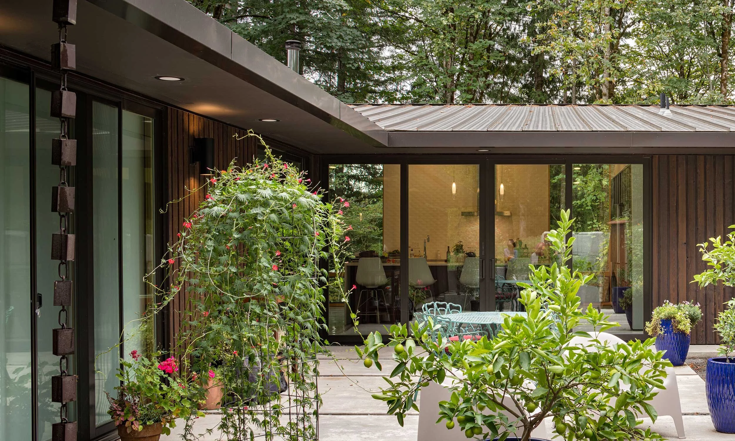 Sheltered-Nook-Custom-Home-exterior-JoshPartee-9585.jpg