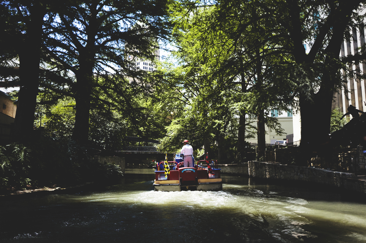 san-antonio-riverwalk-photographer3.jpg